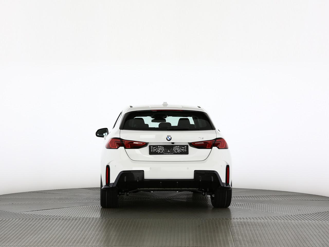 BMW 116-image-10