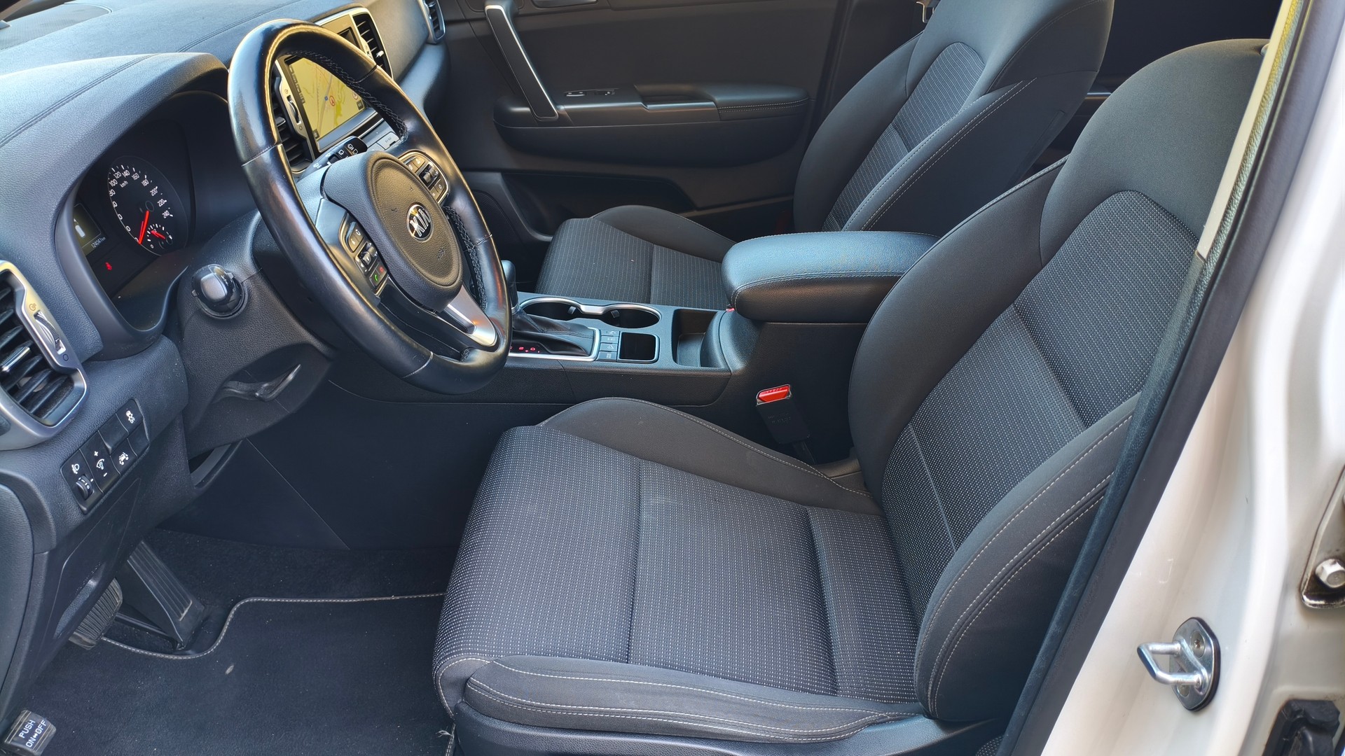 KIA Sportage 1.6 T-GDi Trend 4WD Automat-image-8
