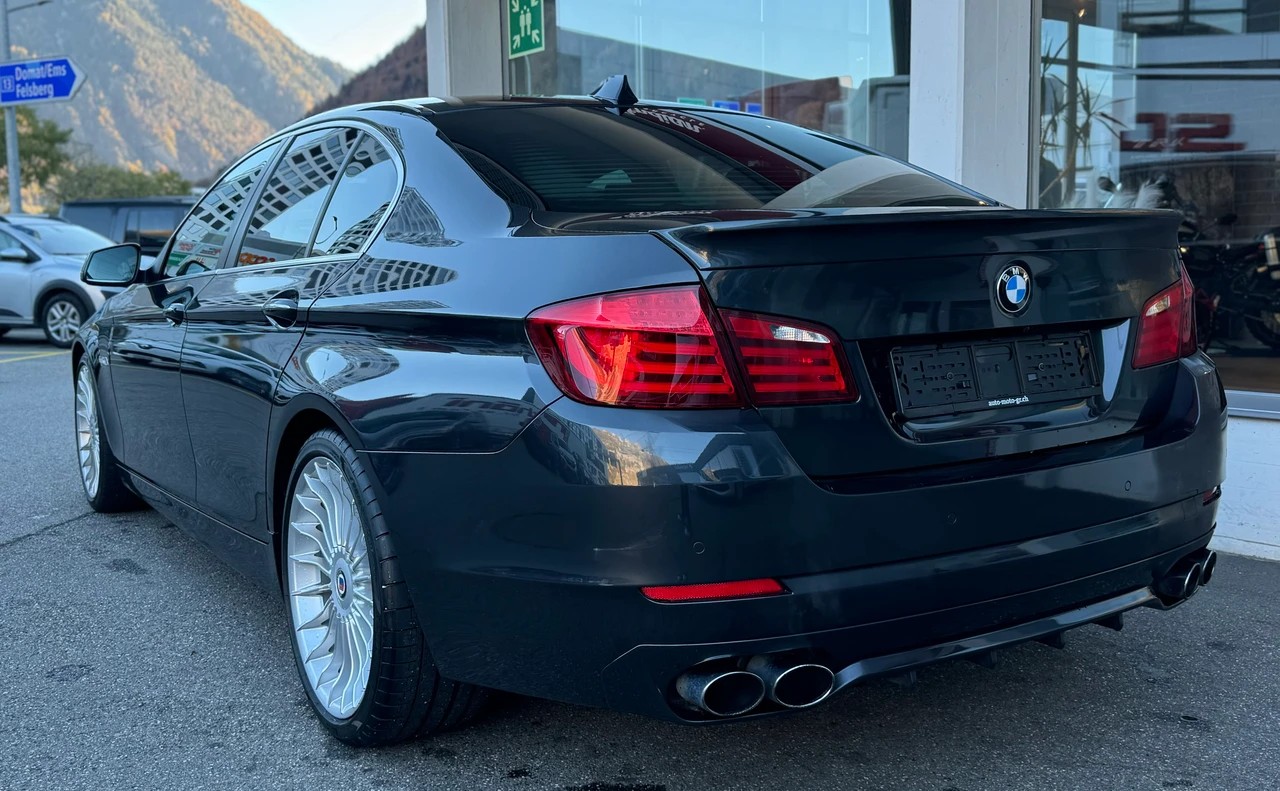 BMW-ALPINA B5 BiTurbo 4.4 V8 Switch-Tronic-showroom-element-3