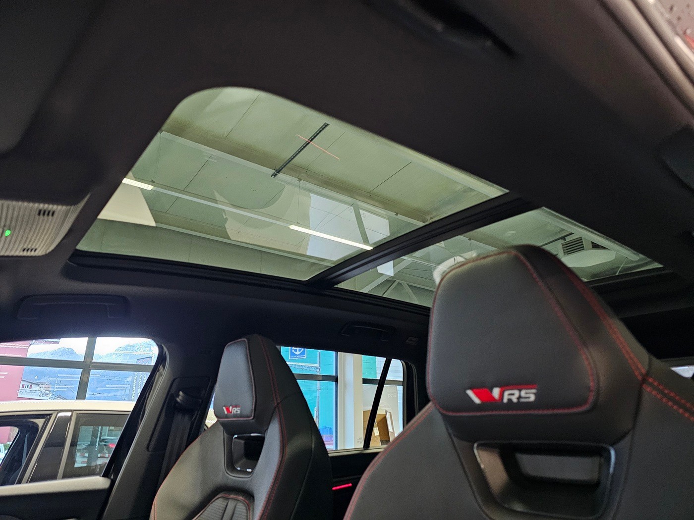 SKODA Kodiaq 2.0 TSI RS 4x4-image-20