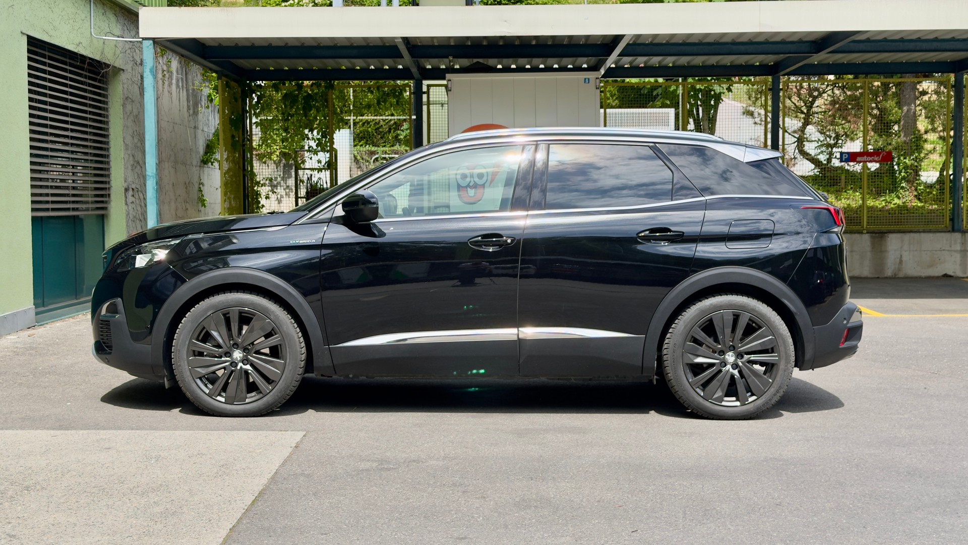 PEUGEOT 3008 300e Hybrid4 GT EAT8-image-1