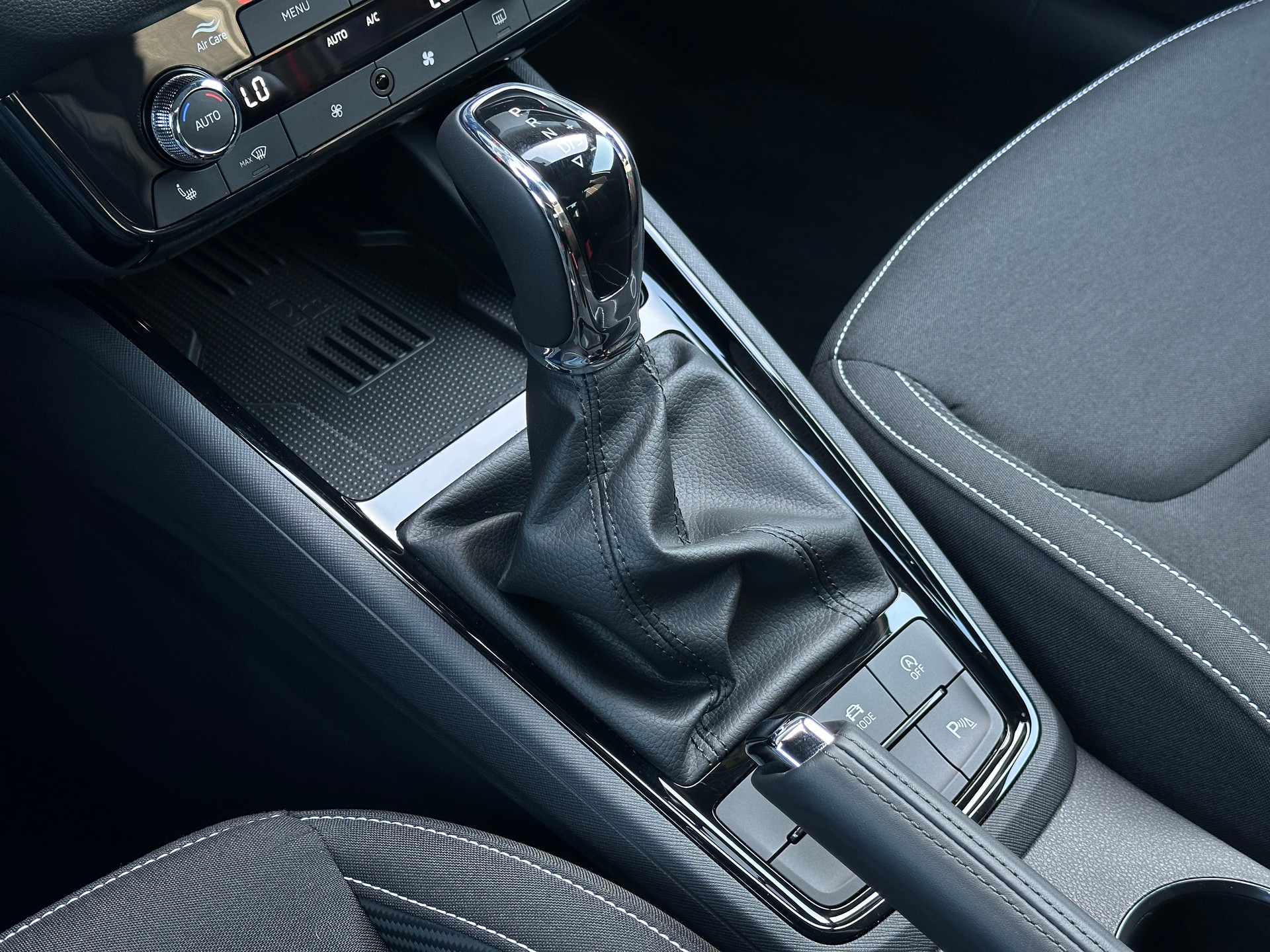 SKODA Scala 1.5 TSI Monte Carlo DSG-image-20