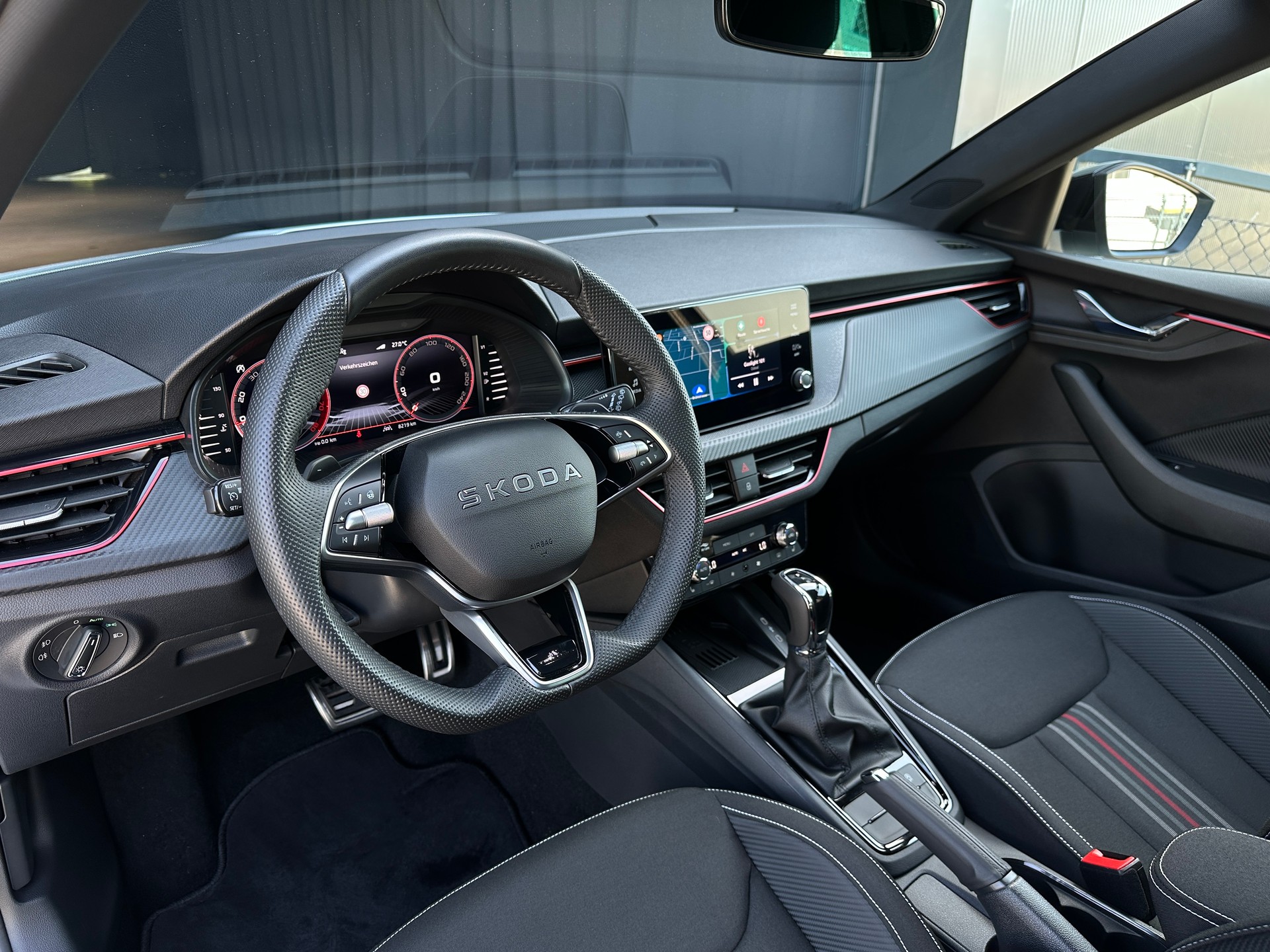 SKODA Scala 1.5 TSI Monte Carlo DSG-image-12