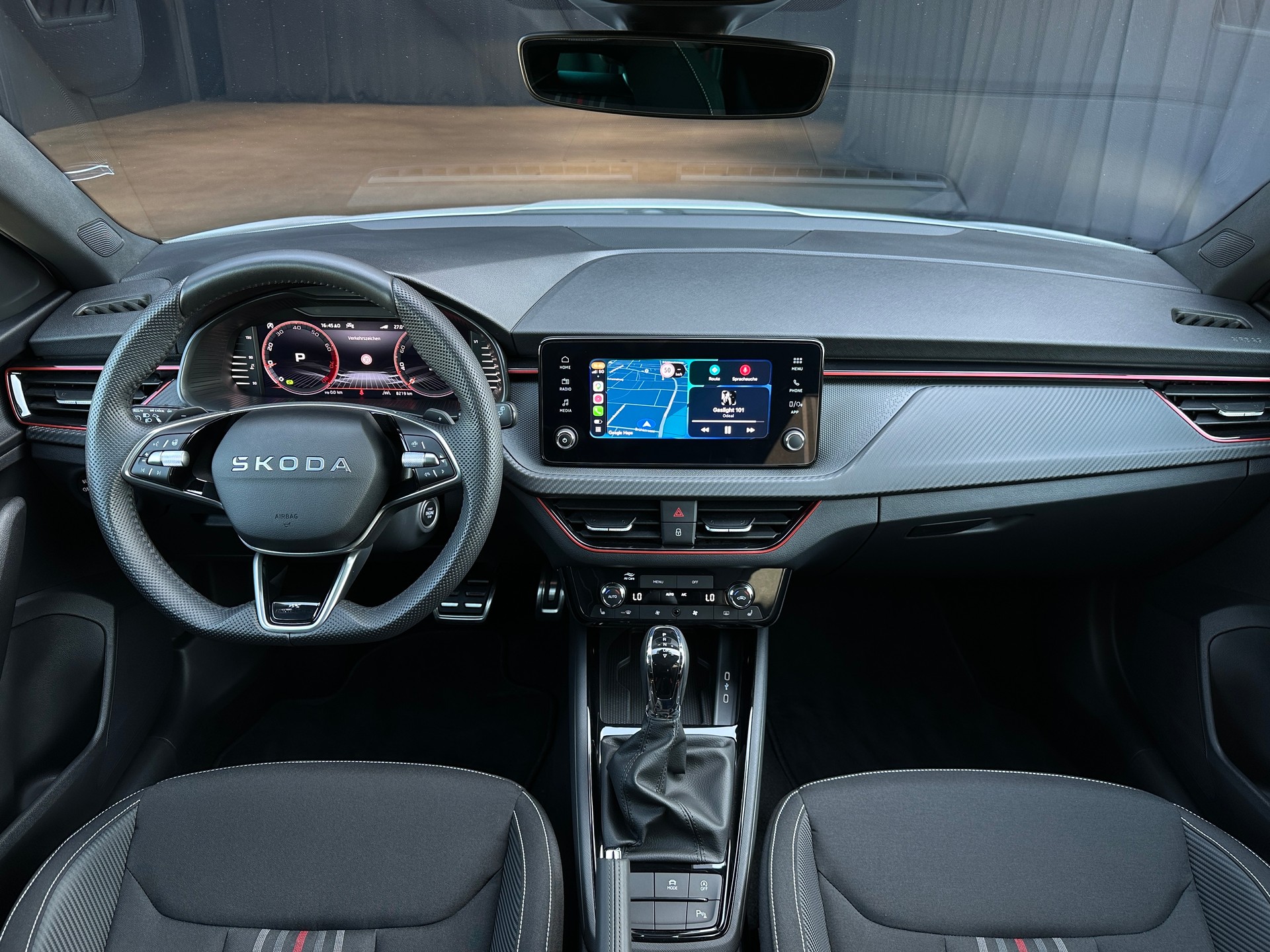 SKODA Scala 1.5 TSI Monte Carlo DSG-image-14