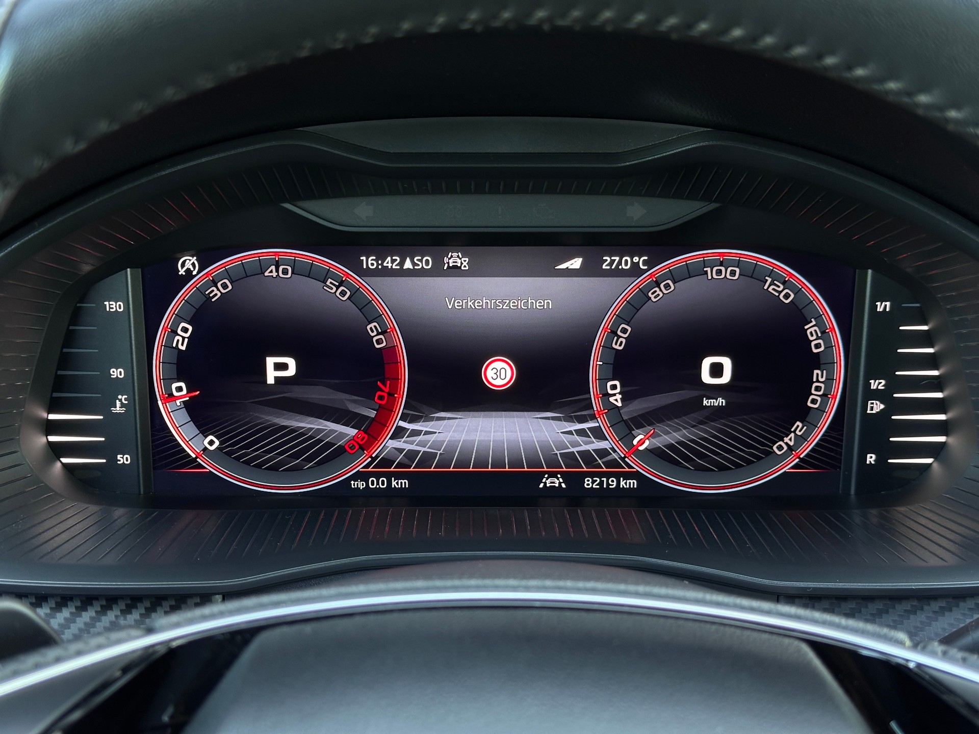 SKODA Scala 1.5 TSI Monte Carlo DSG-image-16