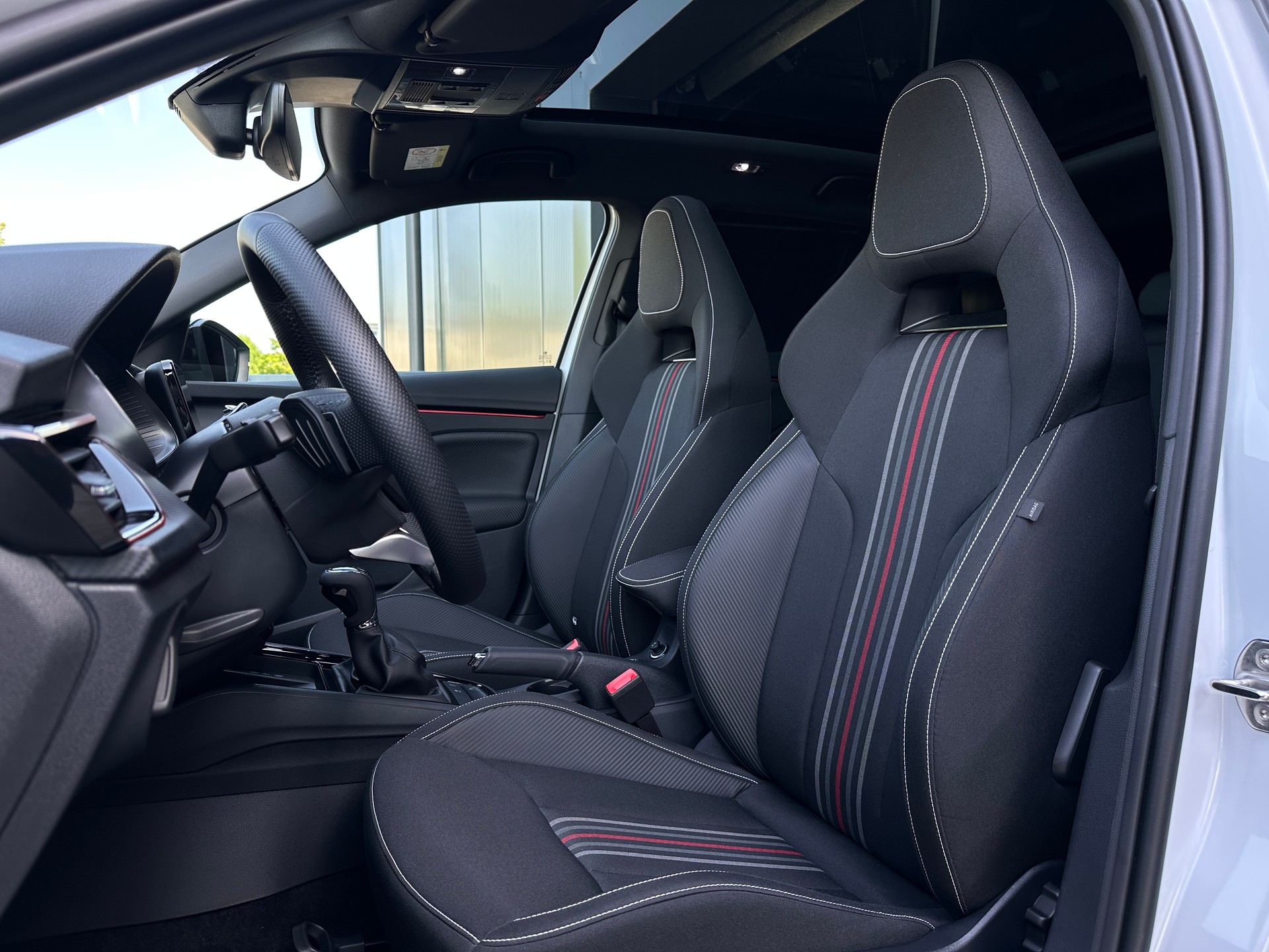 SKODA Scala 1.5 TSI Monte Carlo DSG-image-9