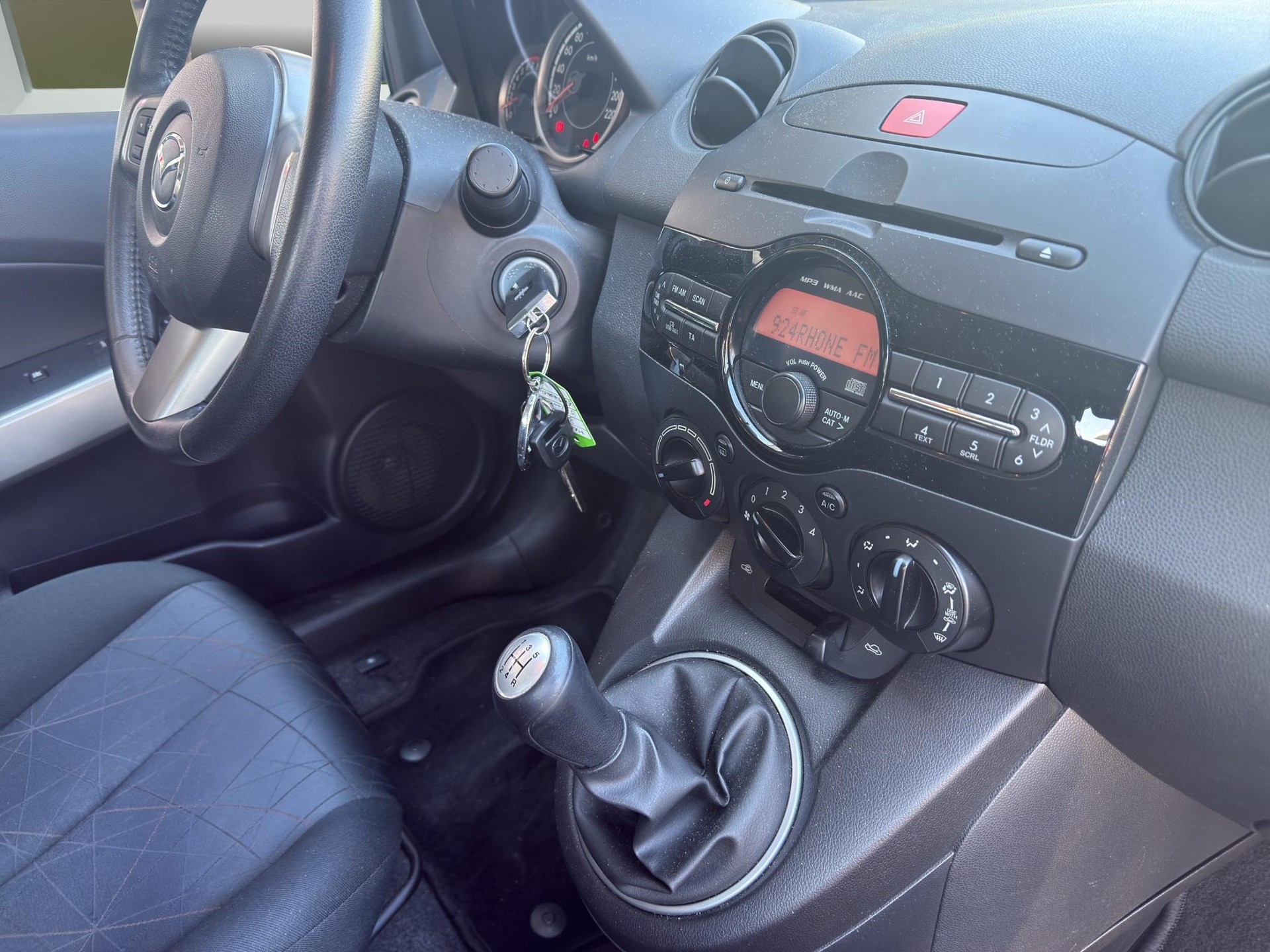 MAZDA 2 1.3 84 MZR Exclusive-image-14
