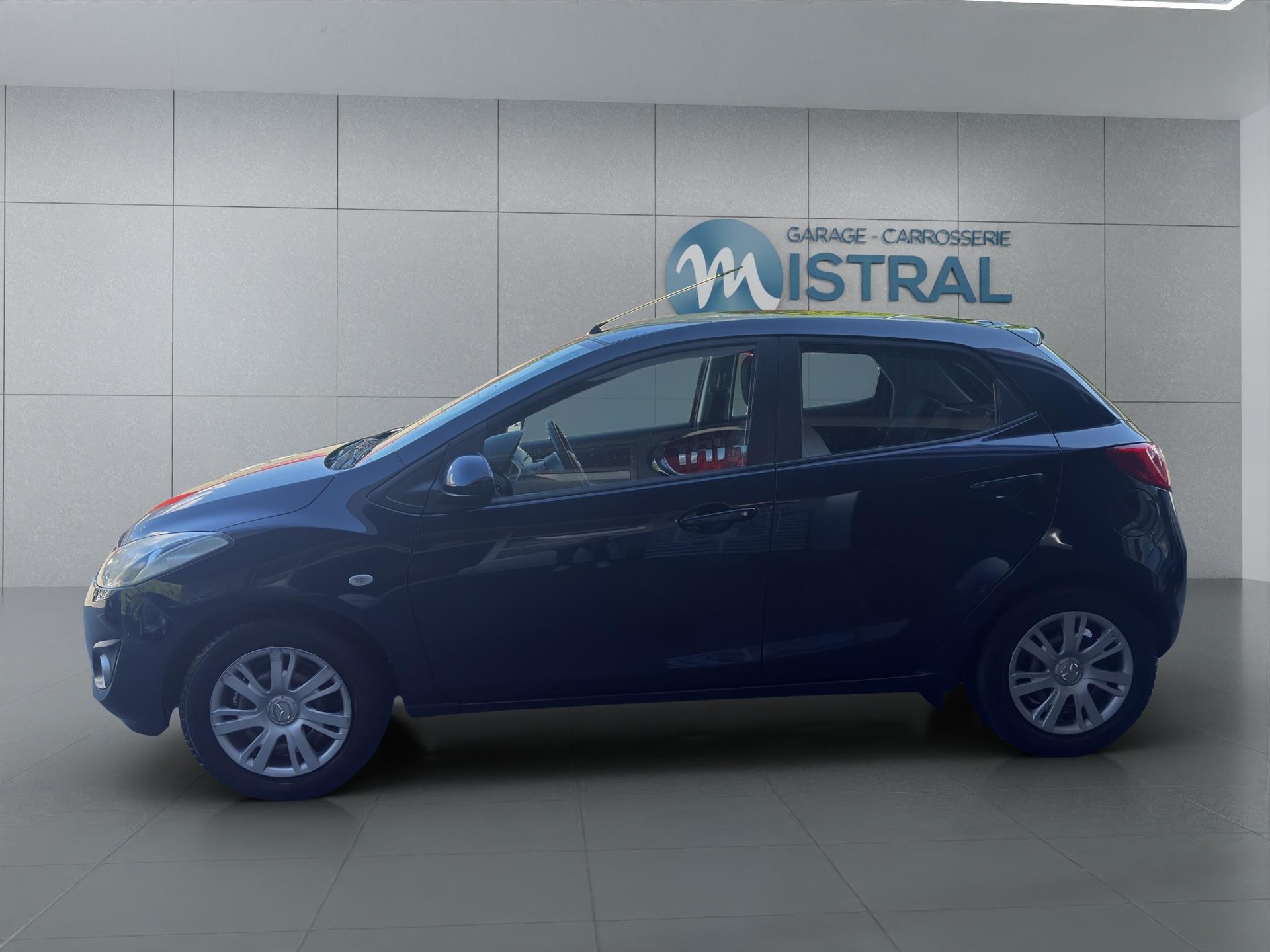 MAZDA 2 1.3 84 MZR Exclusive-showroom-element-2