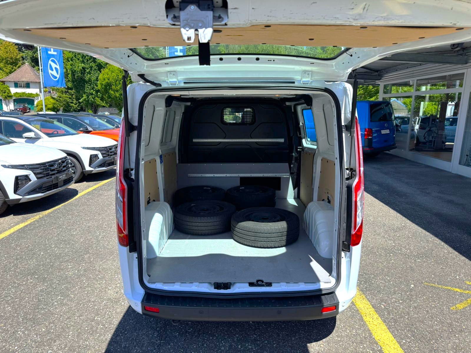 FORD Transit Cust 320 L1 Trend-image-14