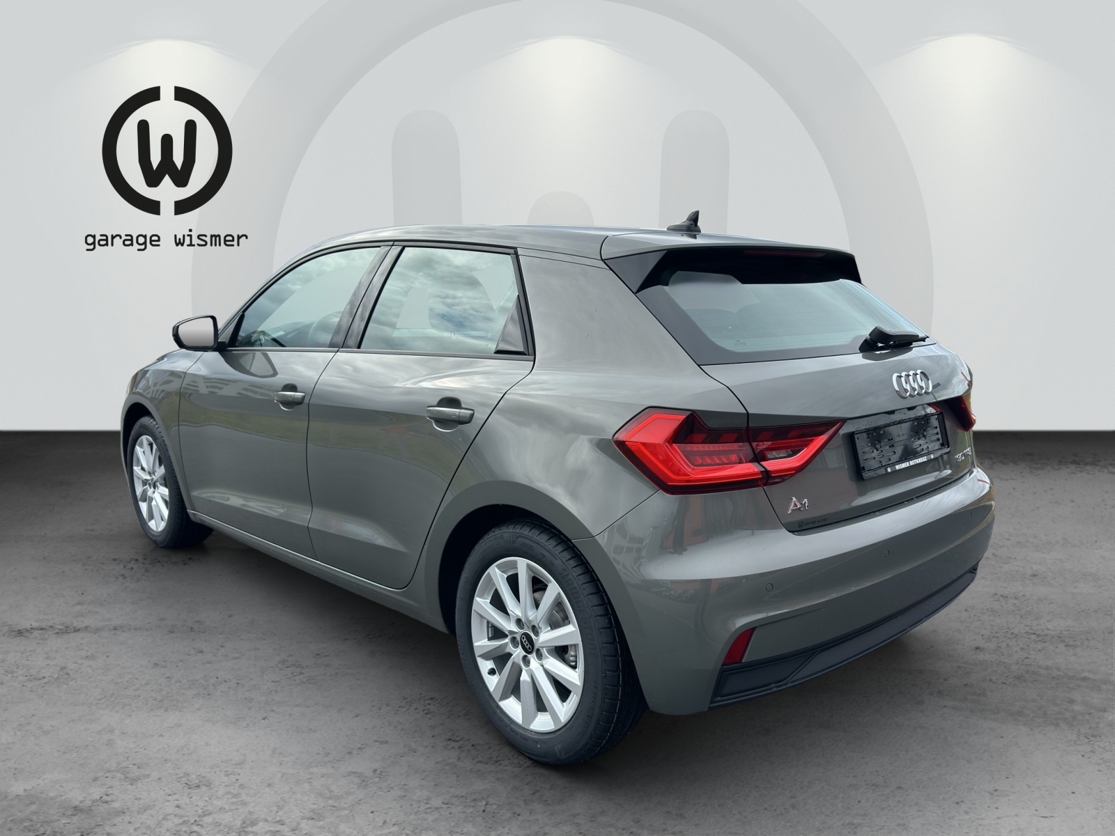 AUDI A1 Sportback 30 TFSI Attraction S-tronic-showroom-element-2