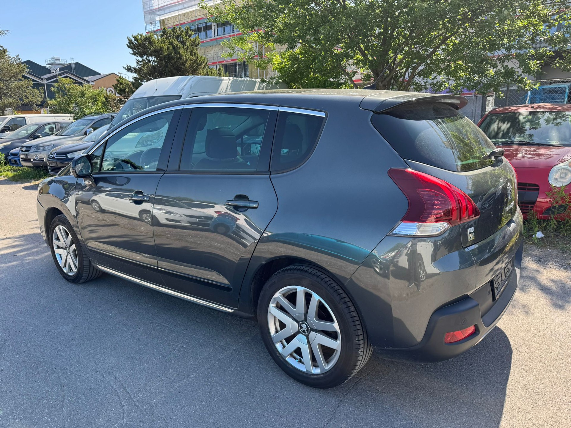 PEUGEOT 3008 HYbrid4 2.0 HDI ETG6-image-5