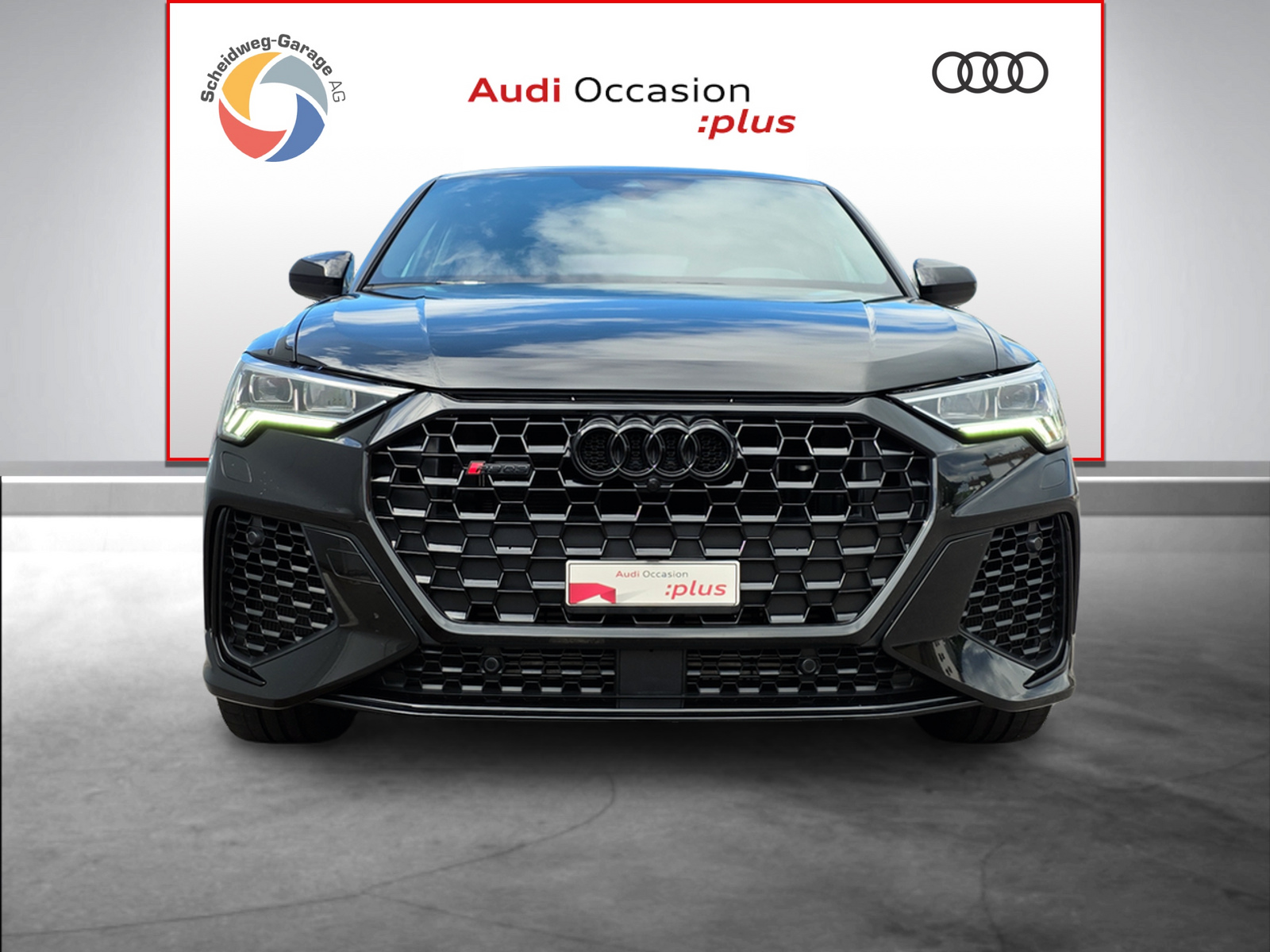 AUDI RS Q3 Sportback quattro S tronic-showroom-element-1