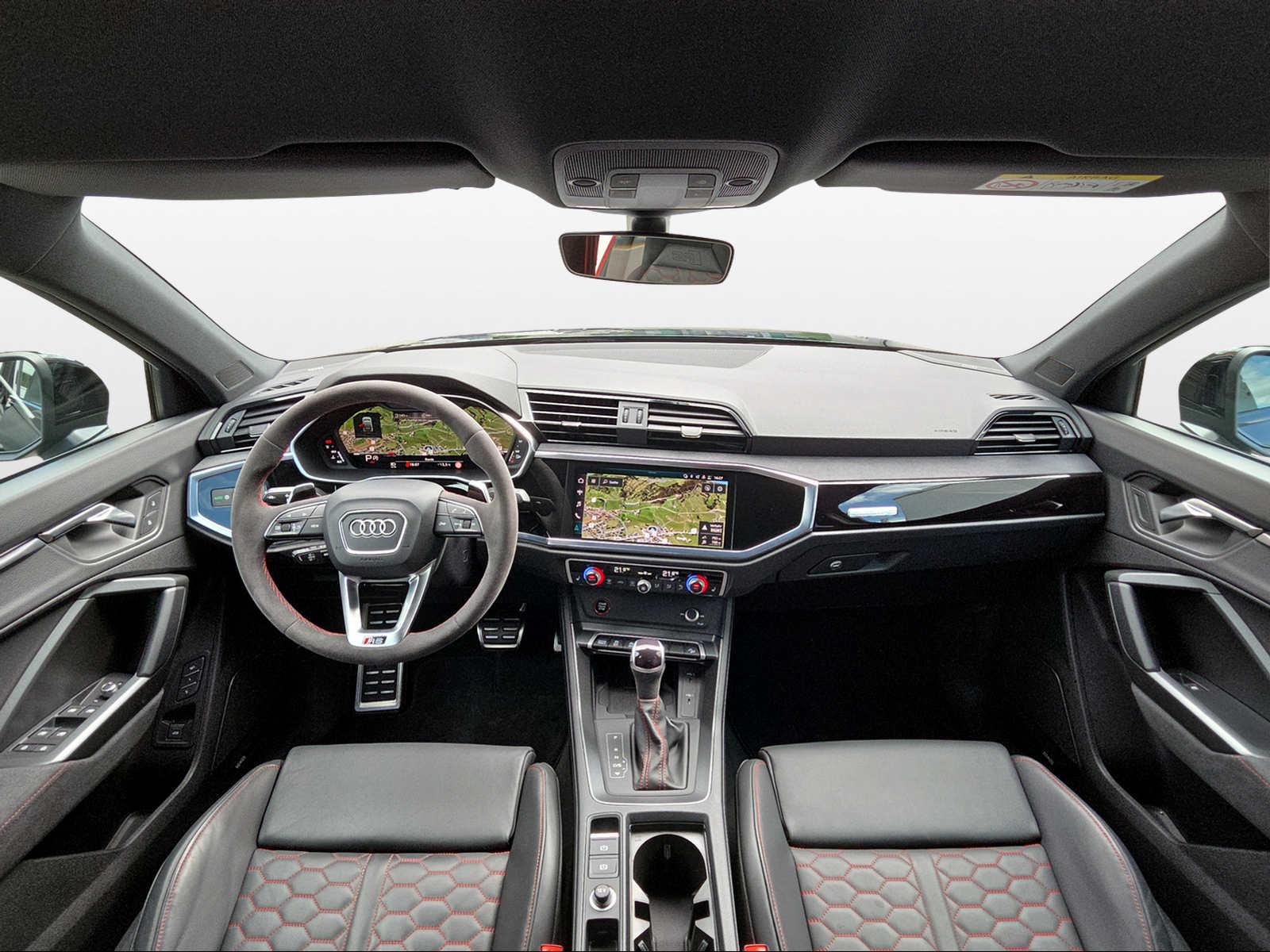 AUDI RS Q3 Sportback quattro S tronic-showroom-element-3