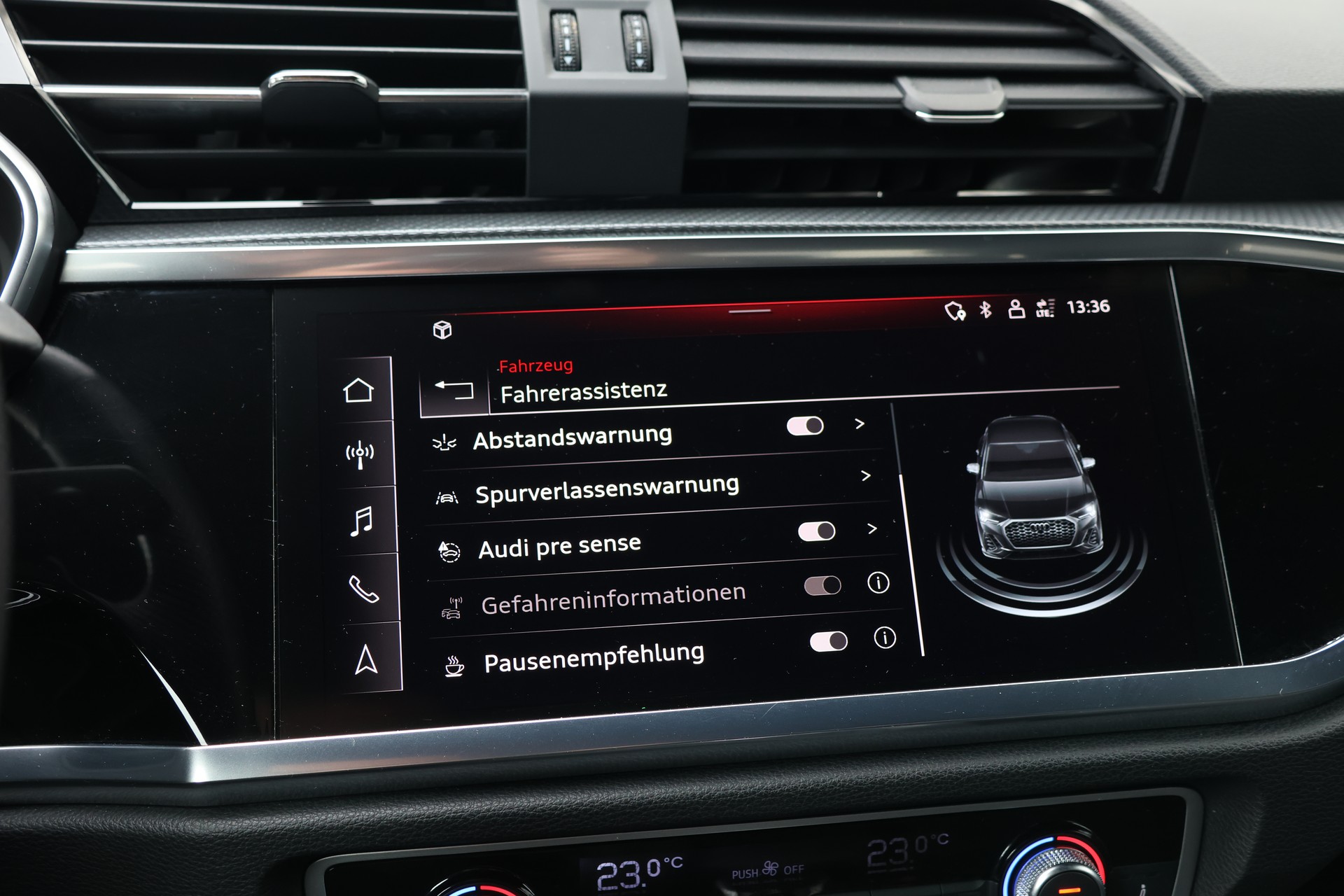 AUDI Q3 Sportback 40 TFSI S line quattro S-tronic (CH)-image-21