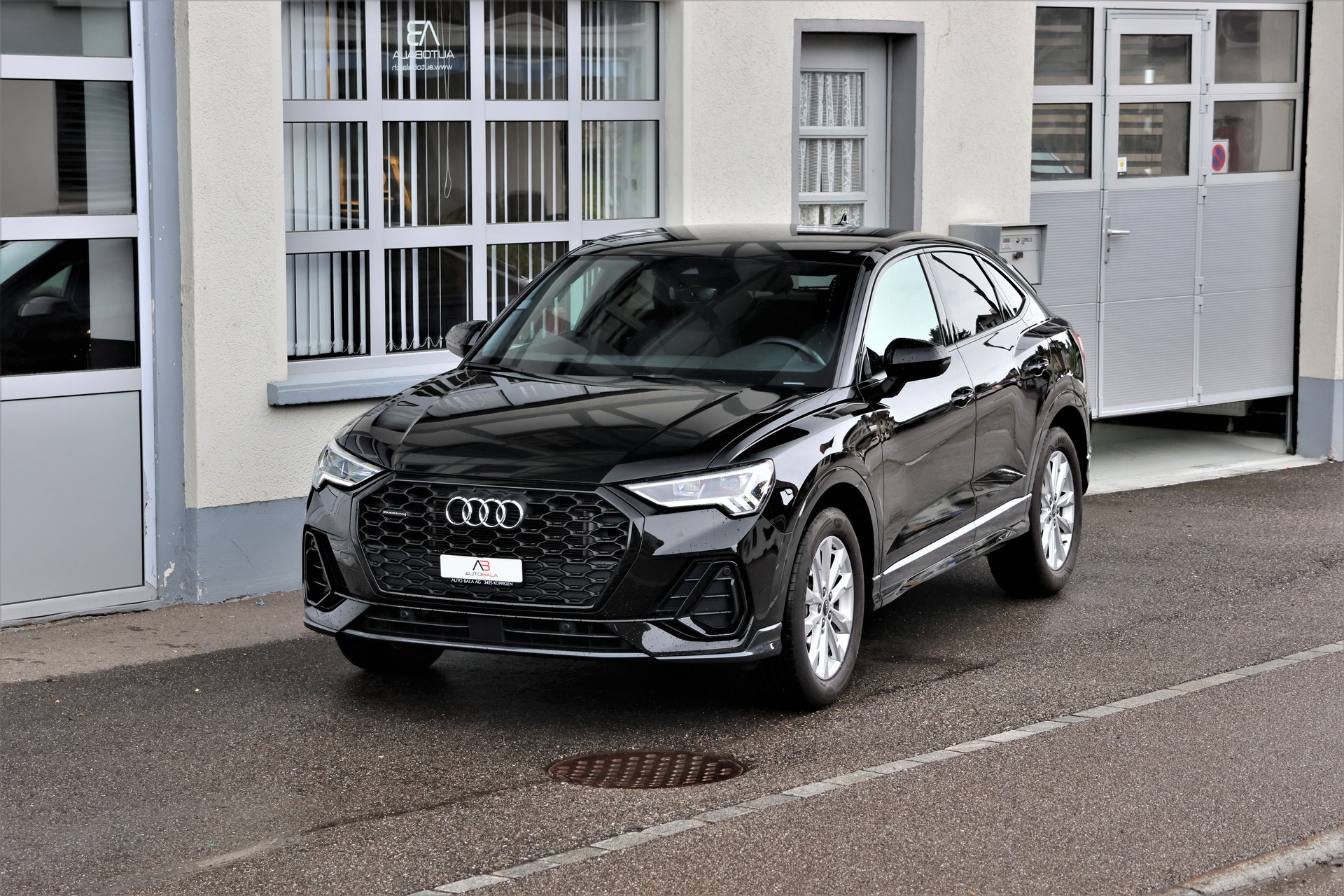 AUDI Q3 Sportback 40 TFSI S line quattro S-tronic (CH)