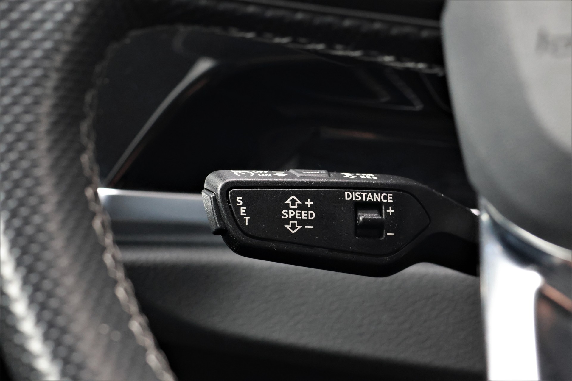 AUDI Q3 Sportback 40 TFSI S line quattro S-tronic (CH)-image-15