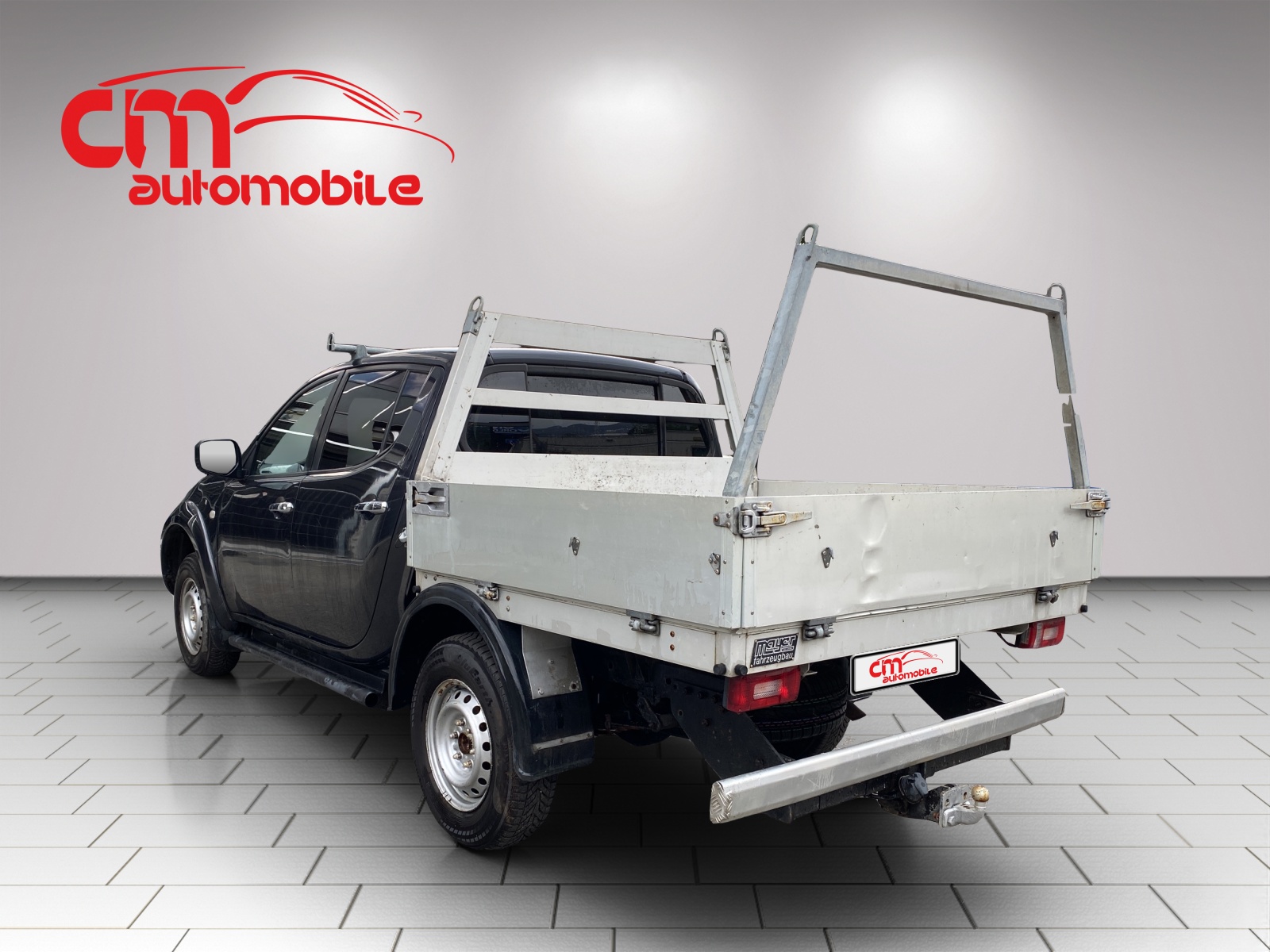 MITSUBISHI L 200 2.5 DID Invite Double Cab-showroom-element-1