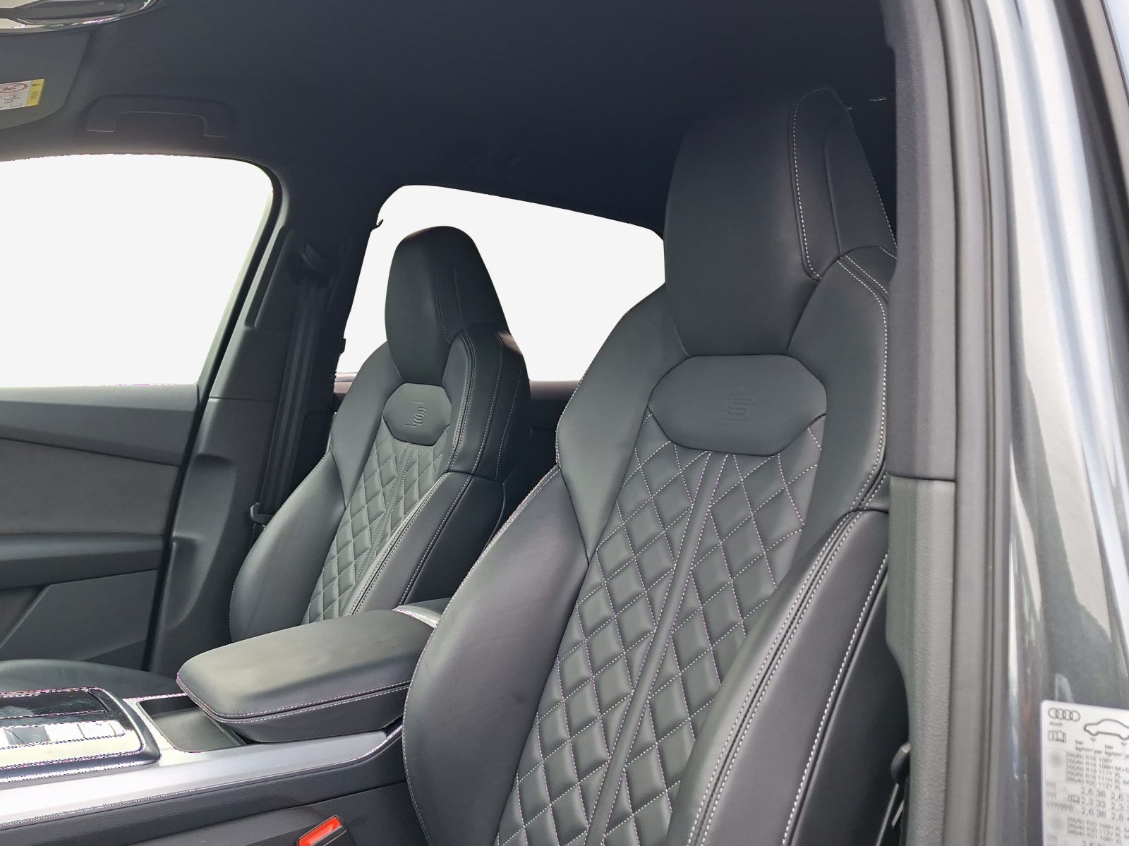 AUDI Q7 50 TDI quattro S Line tiptronic-image-14