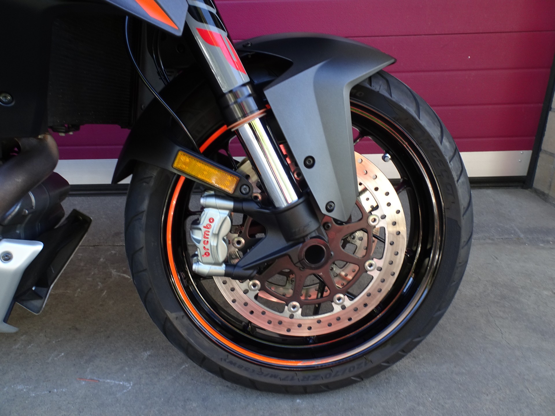 KTM 1290 Super Duke GT-image-1