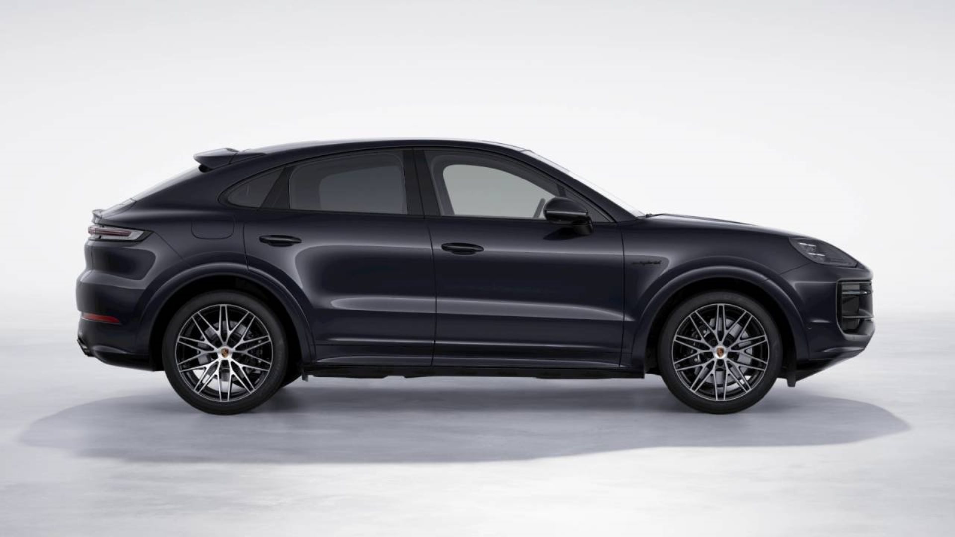 PORSCHE Cayenne E-Hybrid Coupé Black Edition-image-5