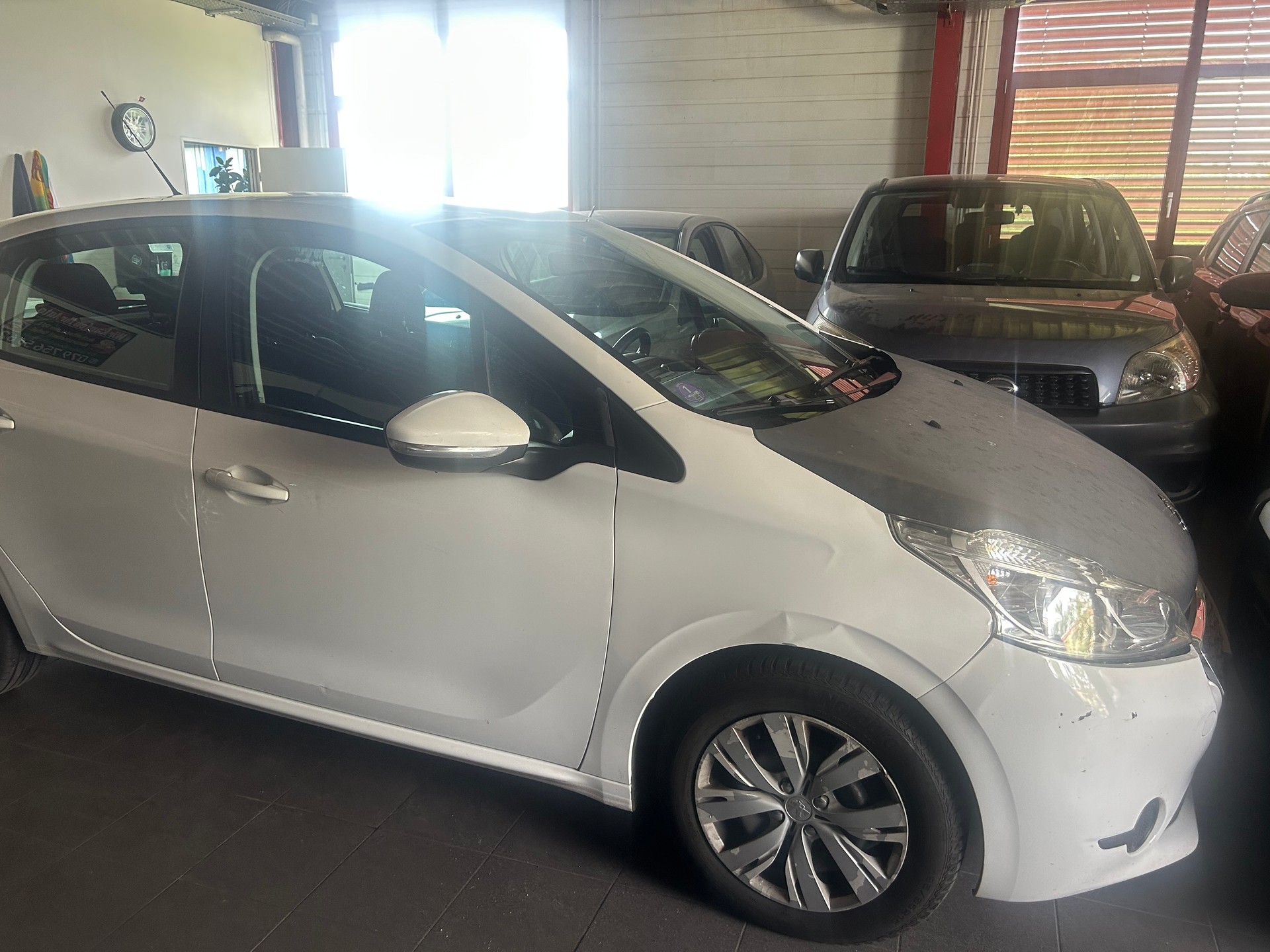 PEUGEOT 208 1.2 VTI Access-image-2