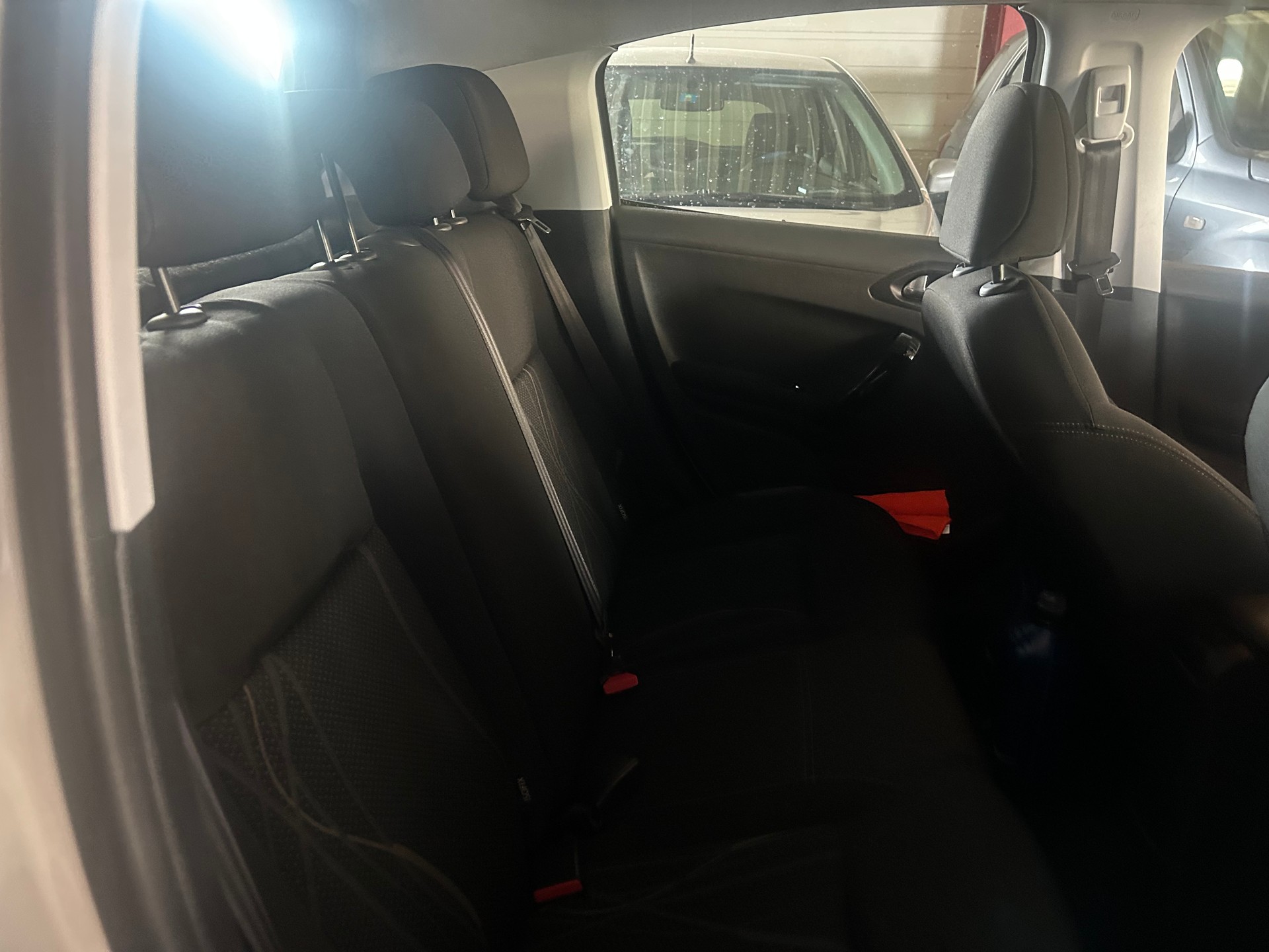 PEUGEOT 208 1.2 VTI Access-image-9