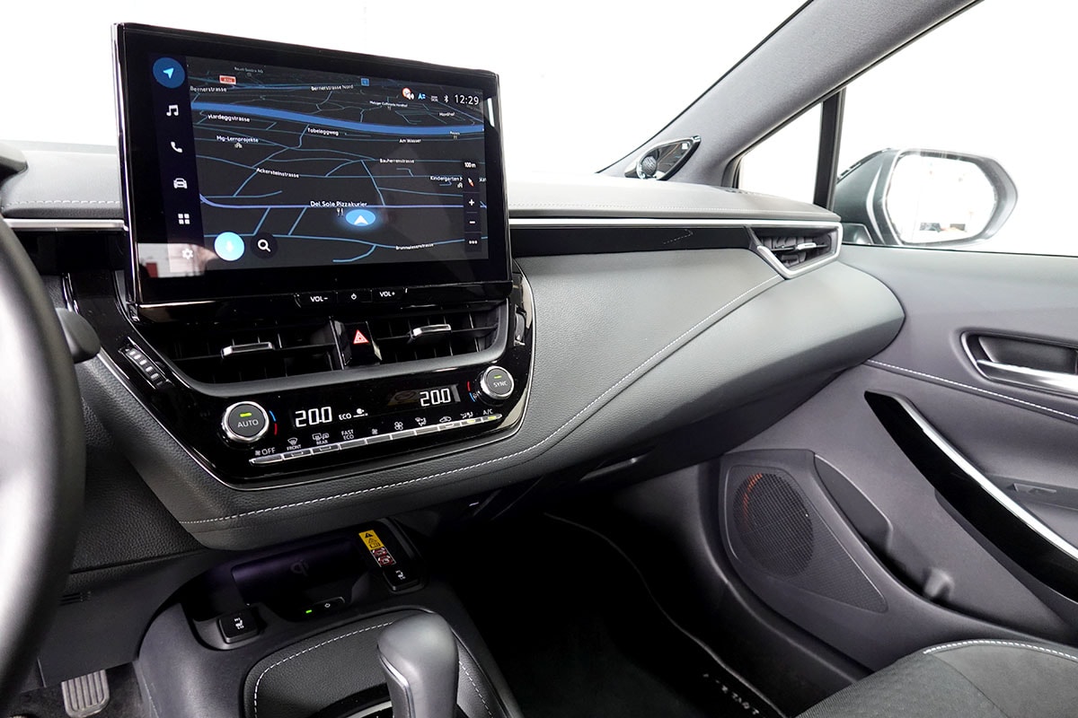 TOYOTA Corolla Touring Sports 2.0 HSD Premium e-CVT-image-10