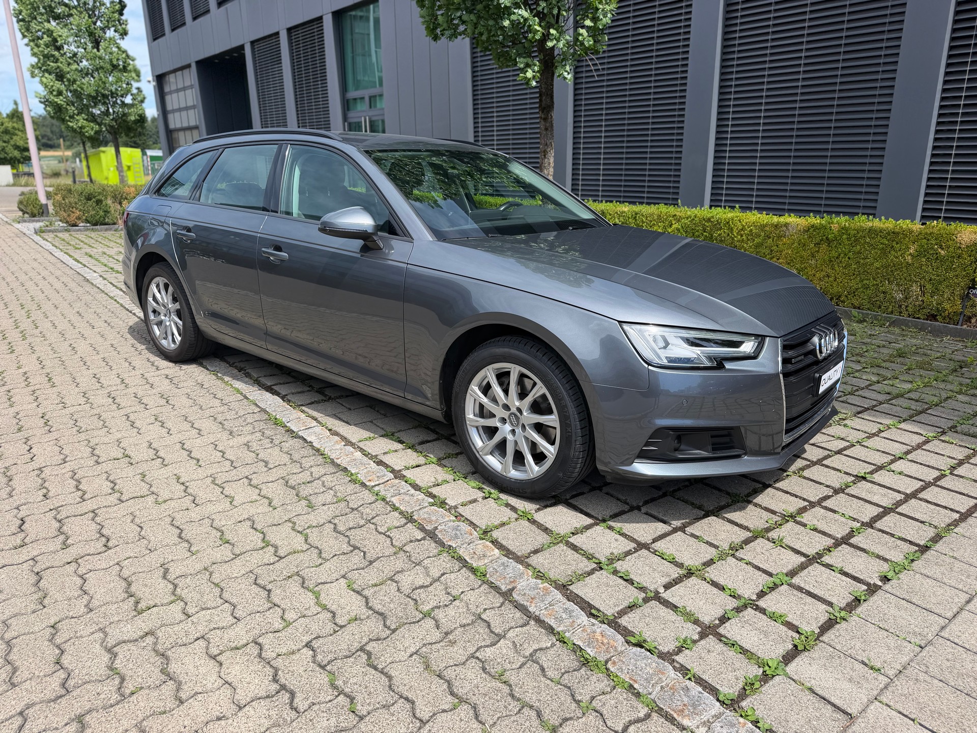 AUDI A4 Avant 40 TDI Design quattro S-tronic-showroom-element-2