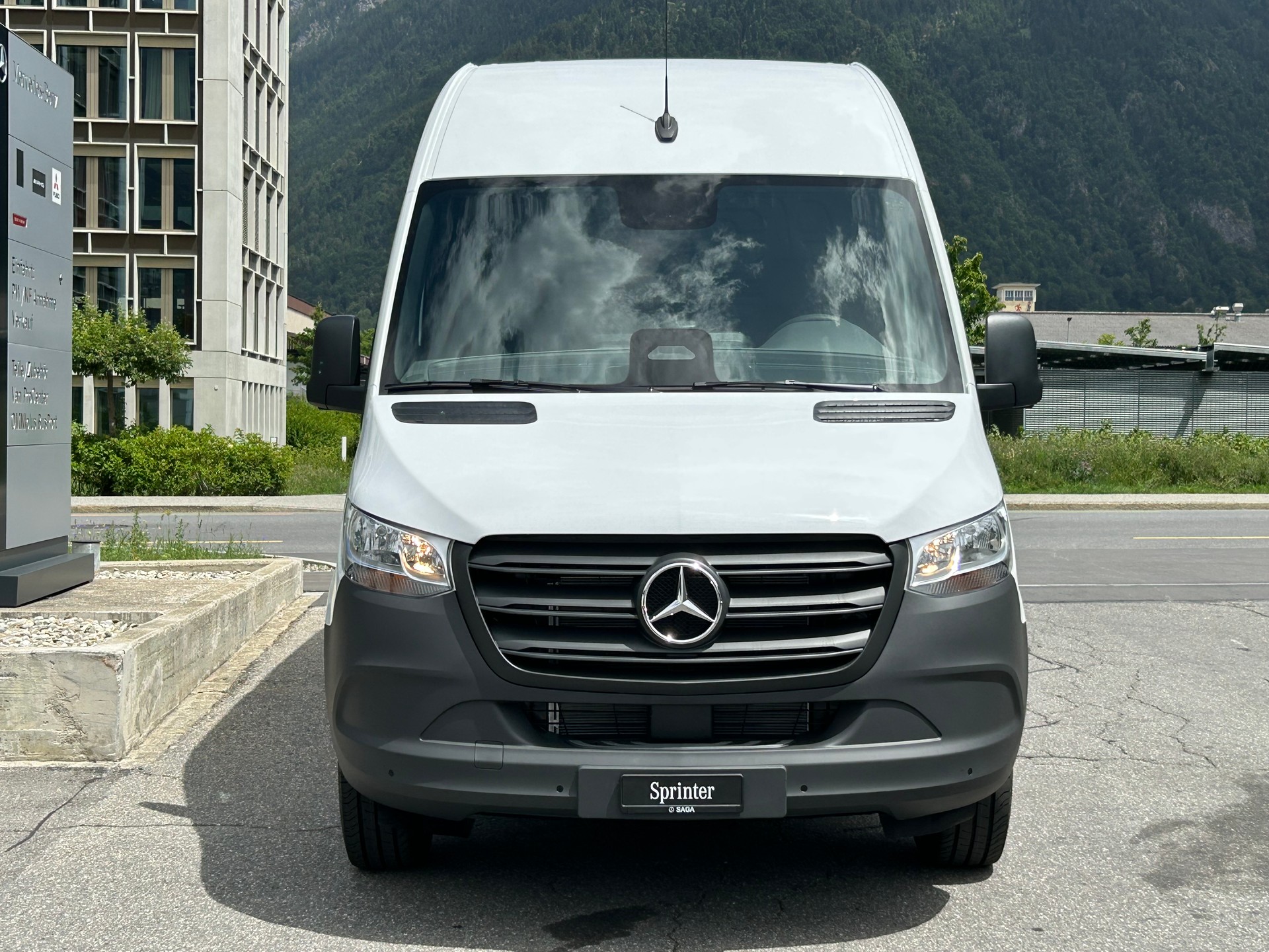 MERCEDES-BENZ Sprinter 317 CDI PRO KA Standard-showroom-element-1