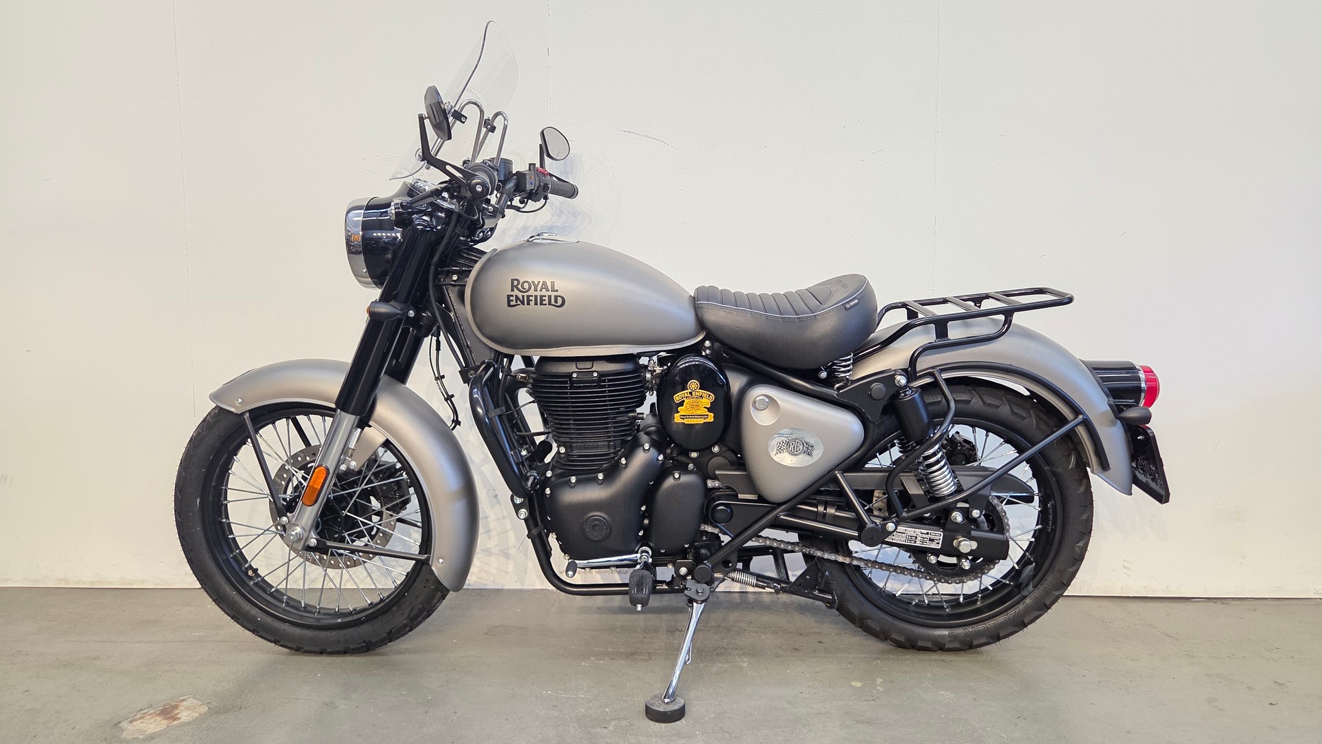 ROYAL ENFIELD Classic 350 Dark-image-1