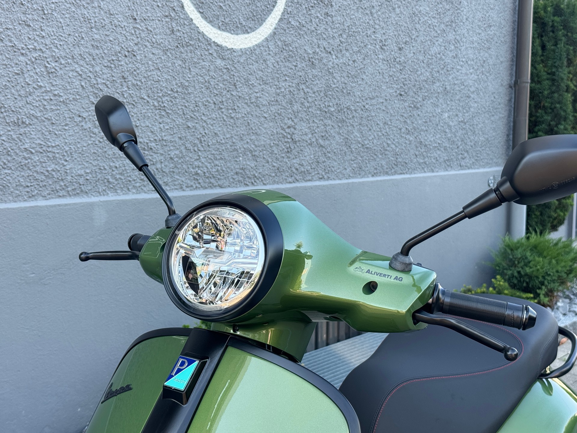 PIAGGIO Vespa GTS 125 Super RST Euro 5+-image-1