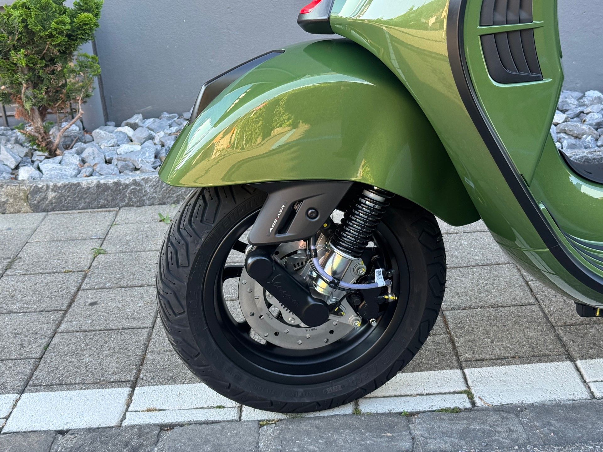 PIAGGIO Vespa GTS 125 Super RST Euro 5+-image-3