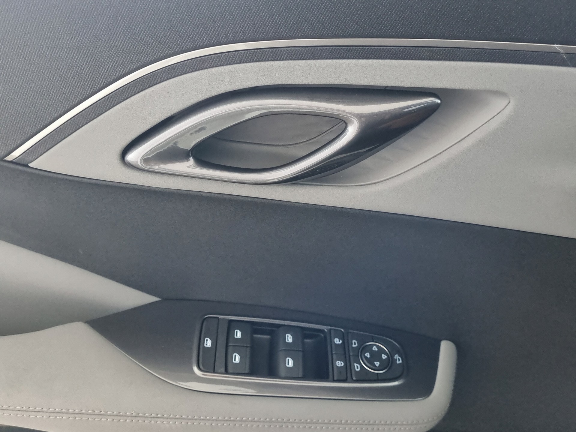 BYD Dolphin Surf 43 kWh Boost-image-11