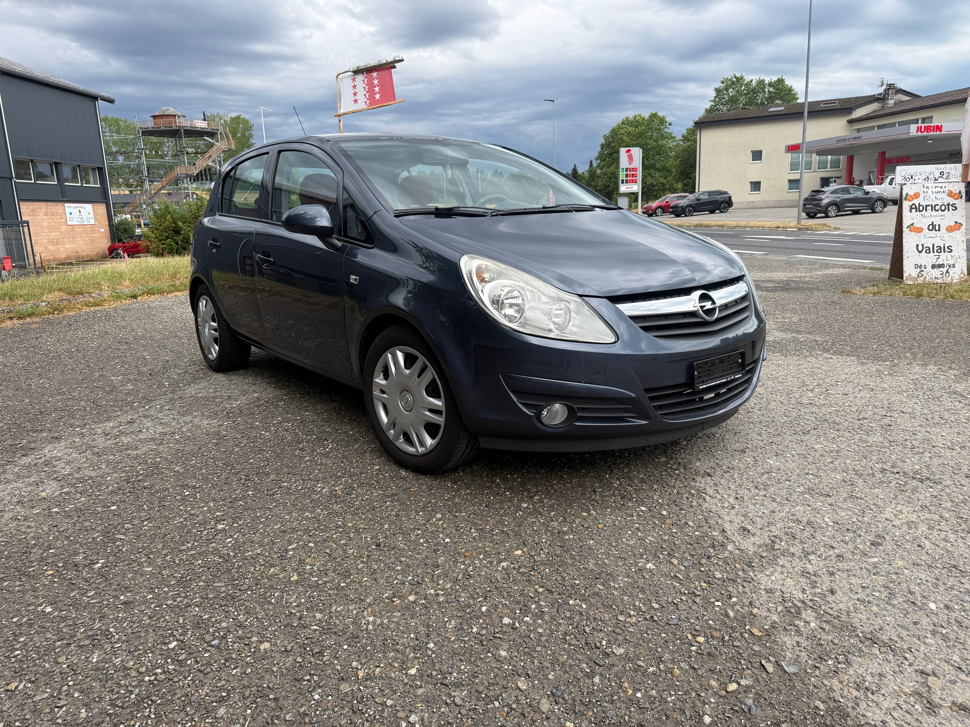 OPEL Corsa 1.4 TP Color Edition-image-1