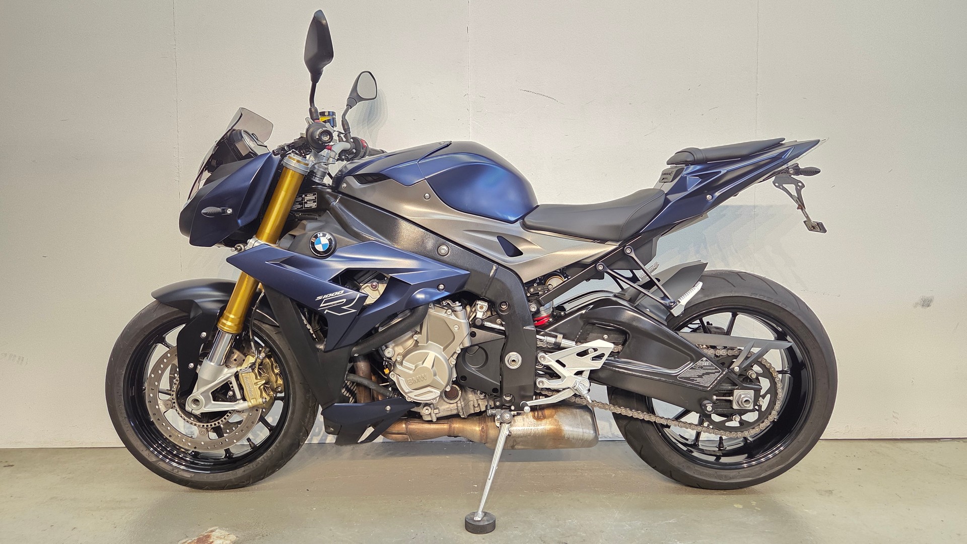 BMW S 1000 R ABS-showroom-element-1