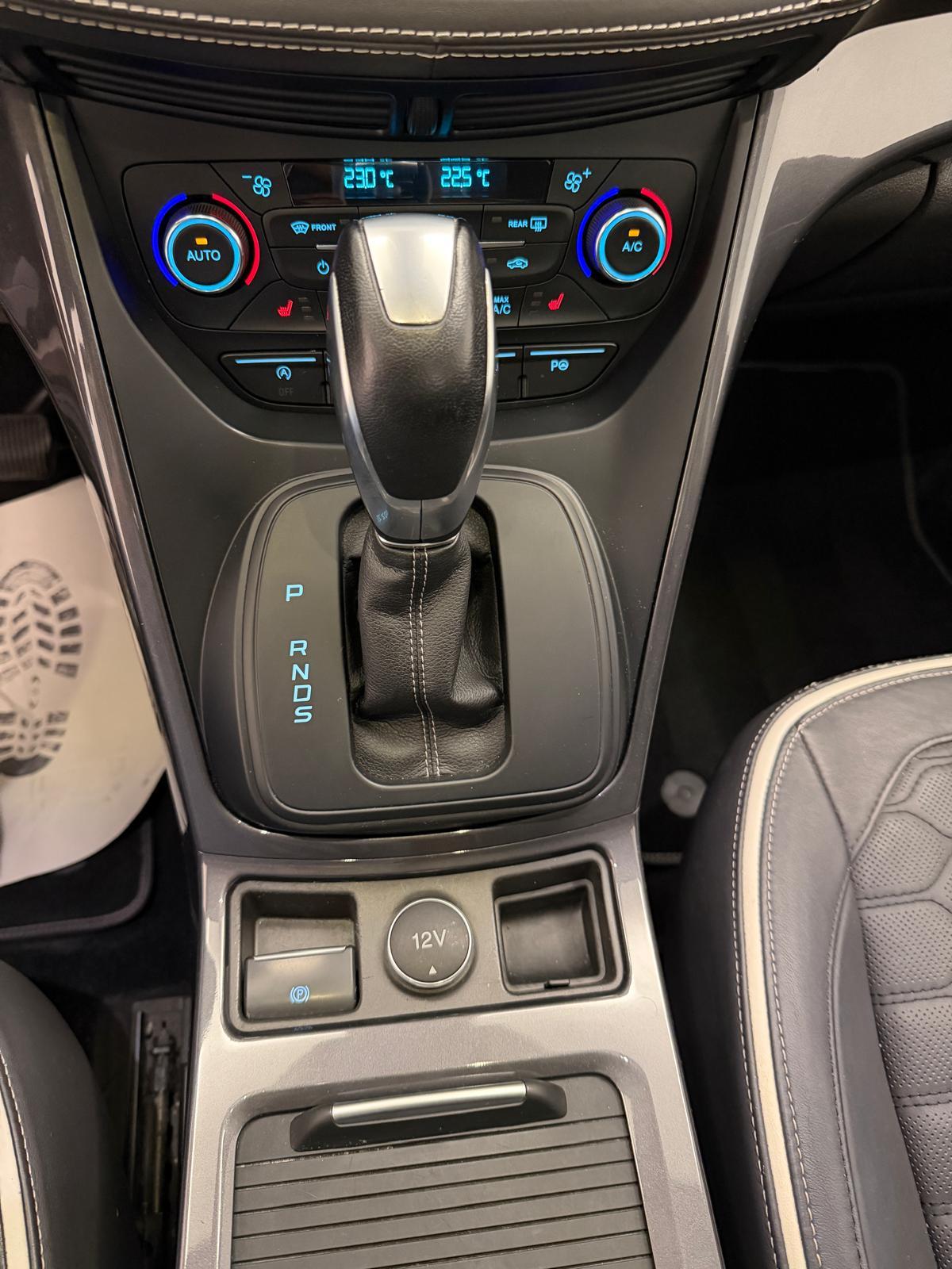 FORD Kuga 2.0 TDCi 180 Vignale FPS-image-19
