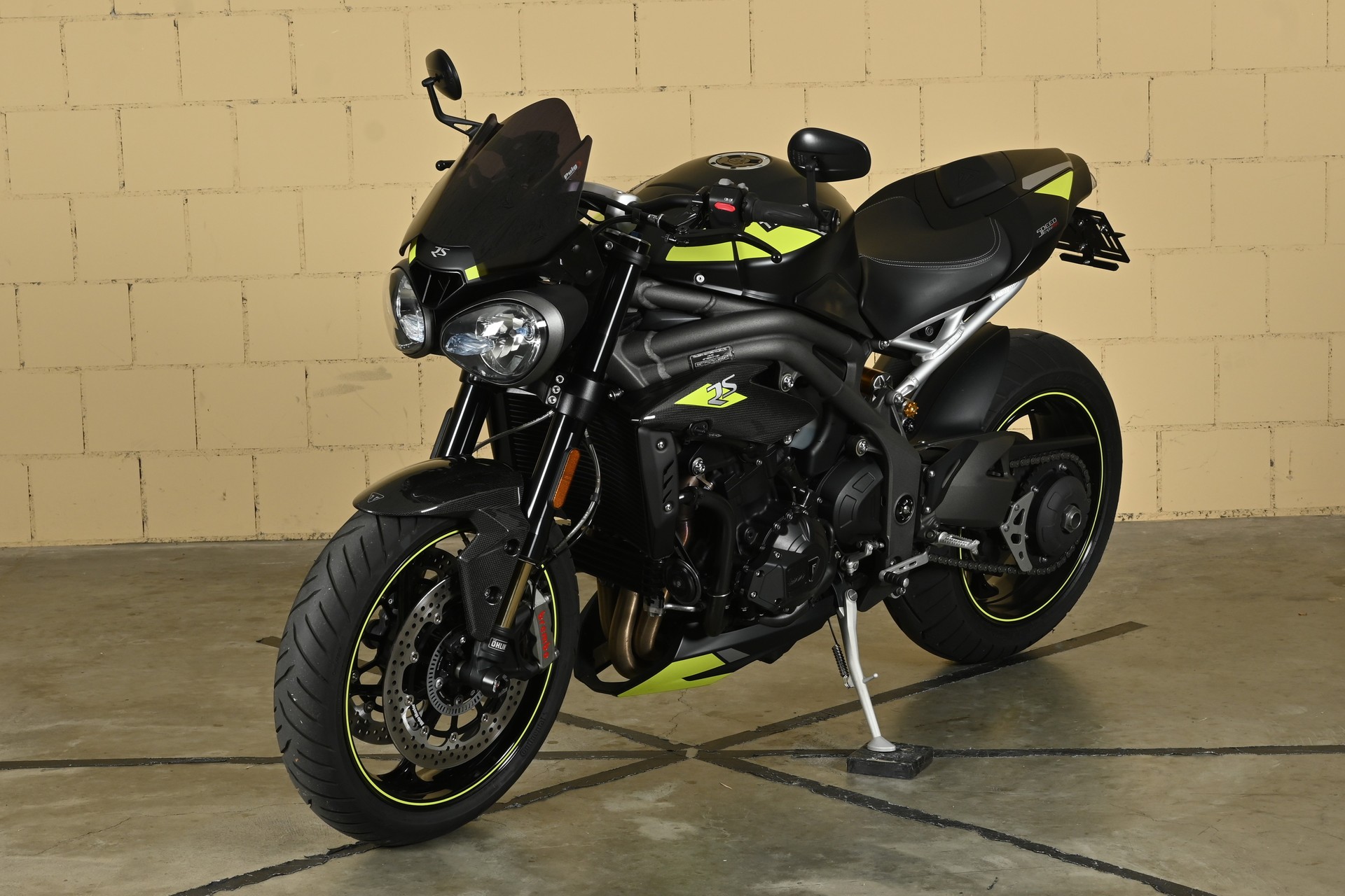 TRIUMPH Speed Triple RS 1050 ABS-image-2