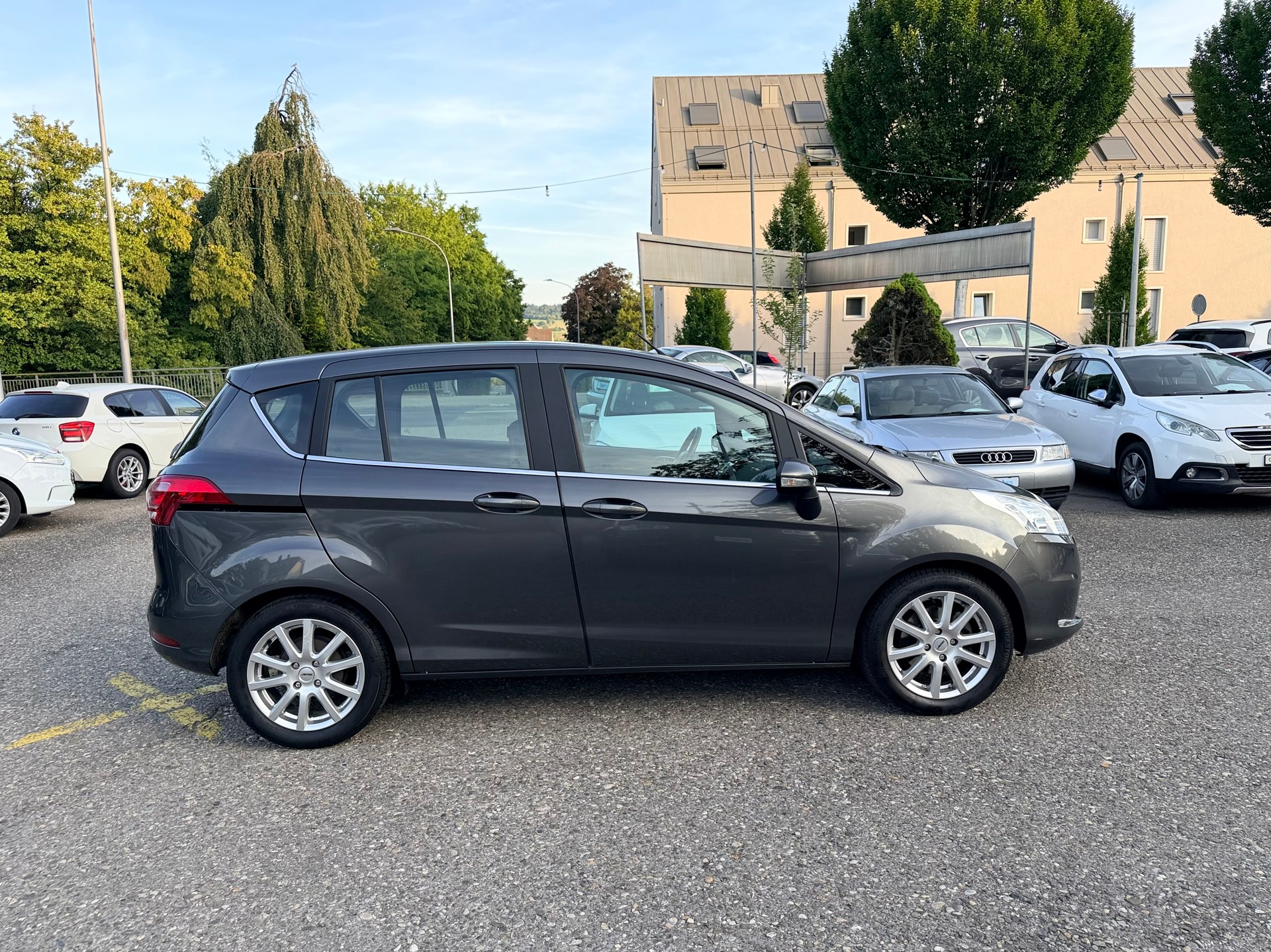 FORD B-Max 1.0 SCTi Titanium-image-5