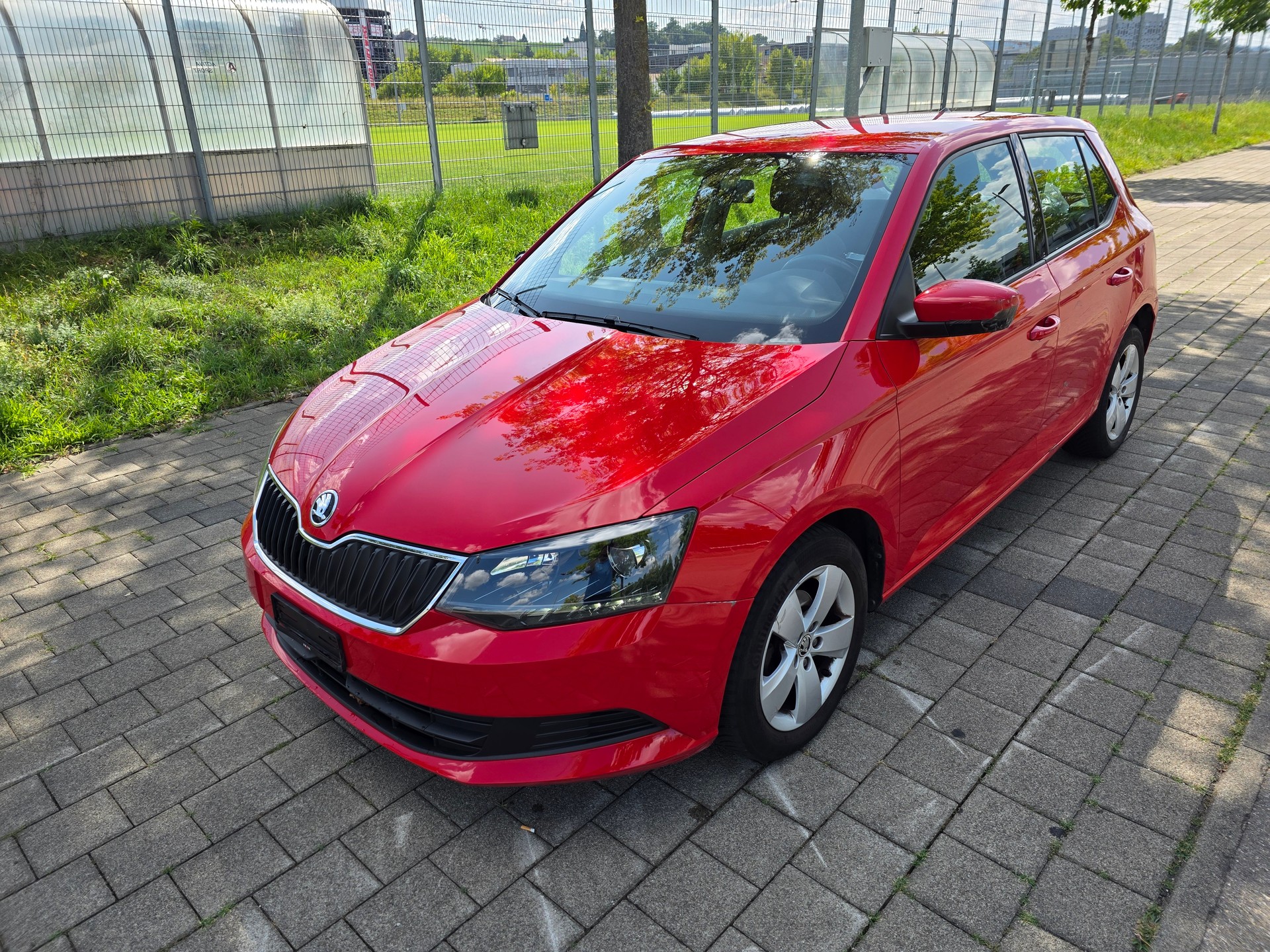 SKODA Fabia 1.4 TDI Ambition DSG-showroom-element-1