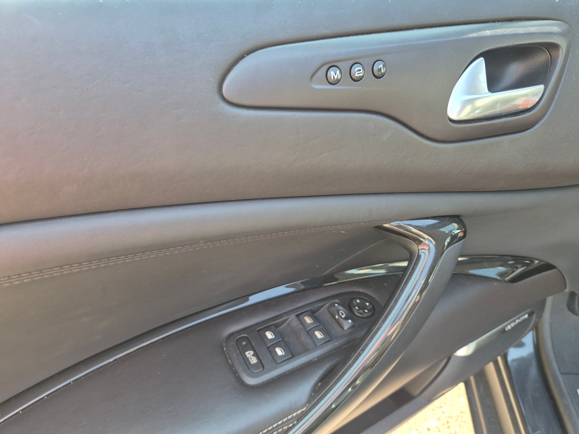 CITROEN C5 Berline 3.0 HDi V6 Exclusive Automatic-image-9