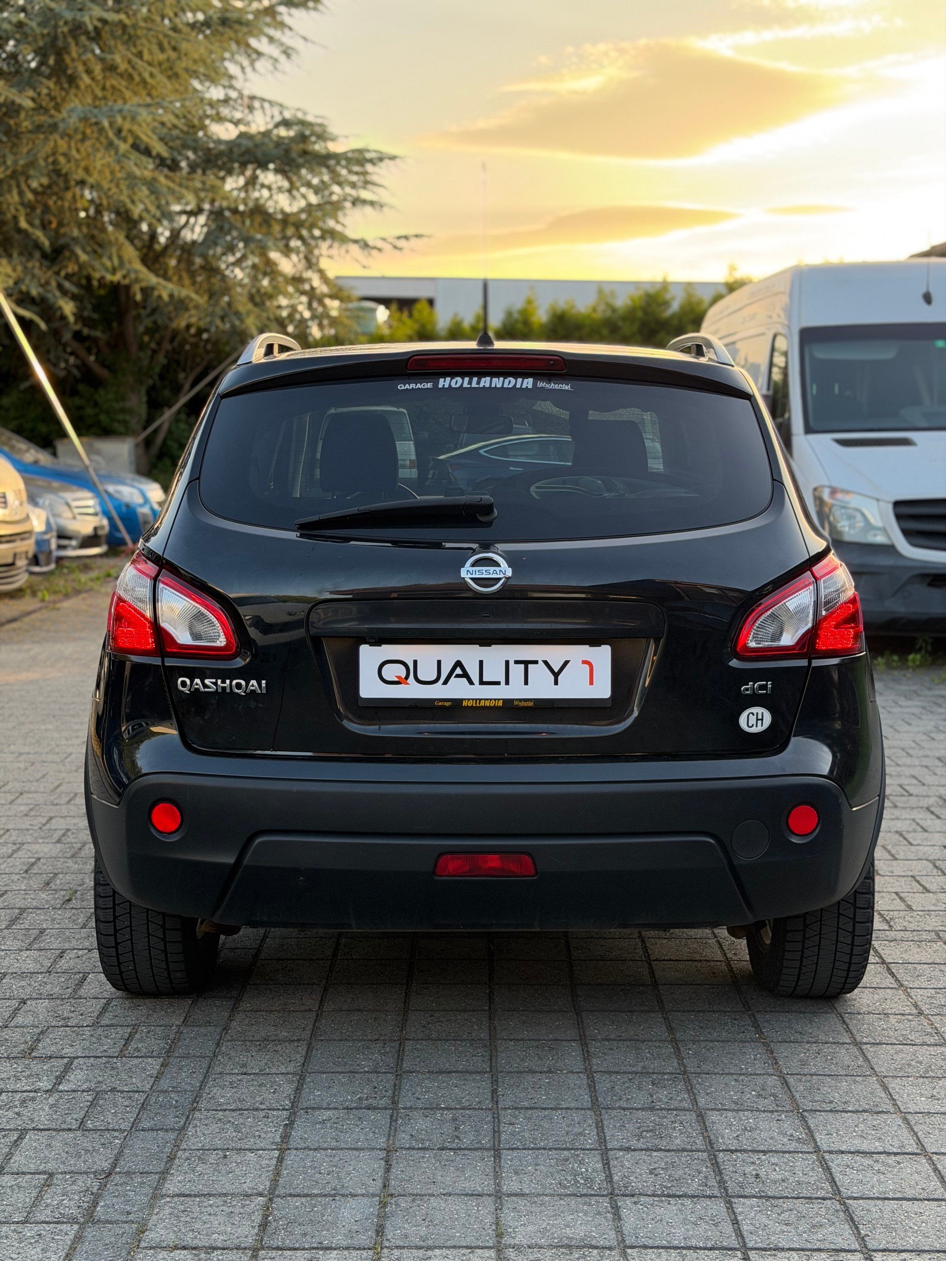 NISSAN Qashqai 2.0 dCi 4WD acenta-showroom-element-3