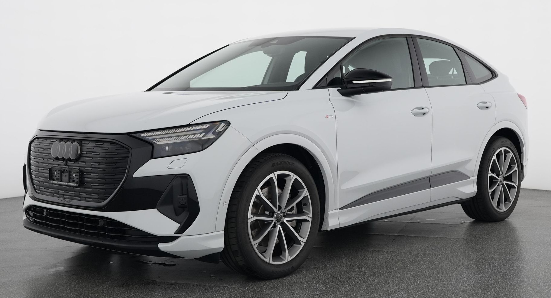 AUDI Q4 Sportback e-tron 45 Edition Swiss Ski quattro mit Anhängerkupplung