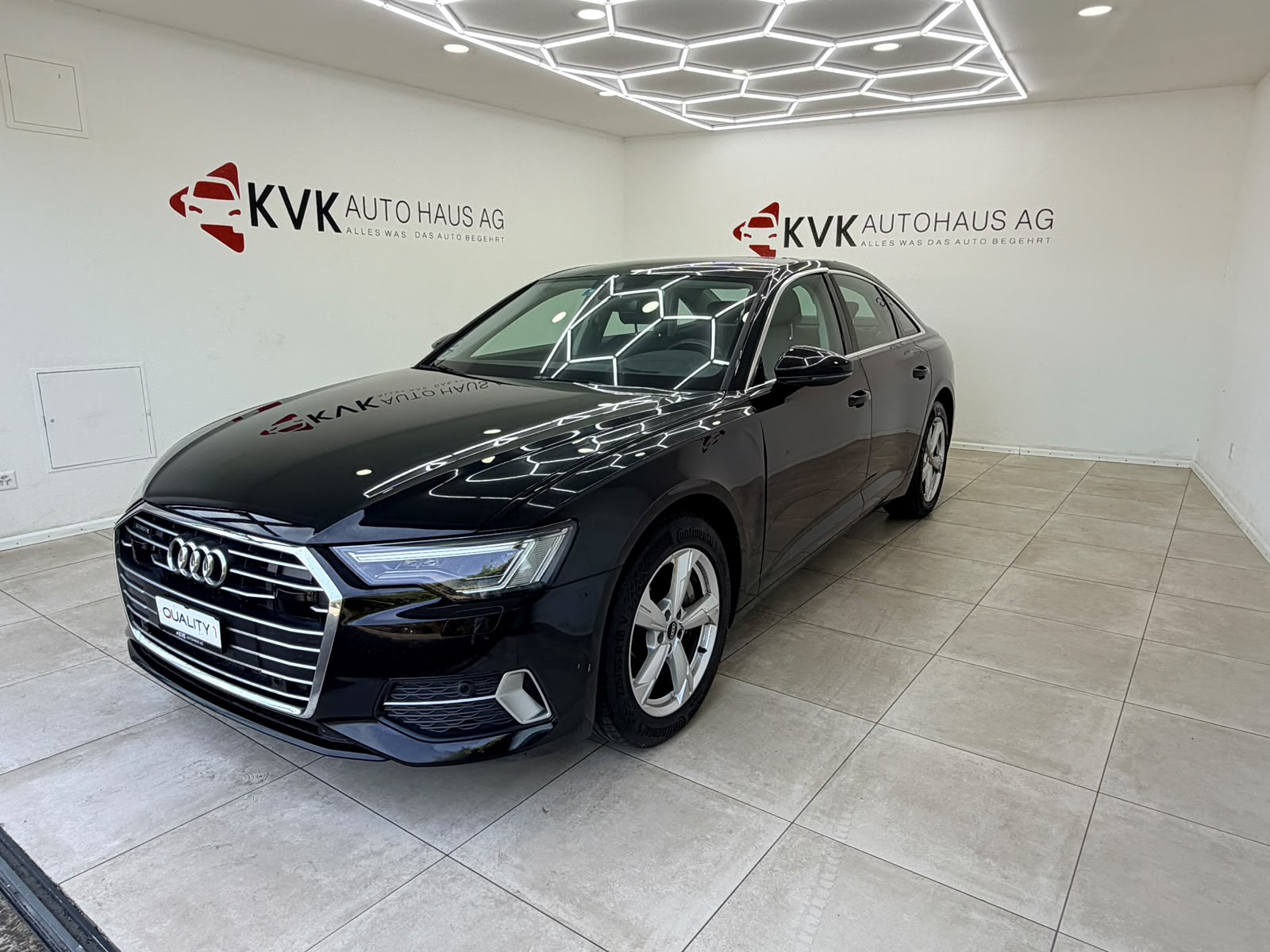 AUDI A6 Limousine 3.0 / 45 TDI Sport quattro tiptronic | CH-Fahrzeug | Gratis Service bis 100'000 km |-showroom-element-1