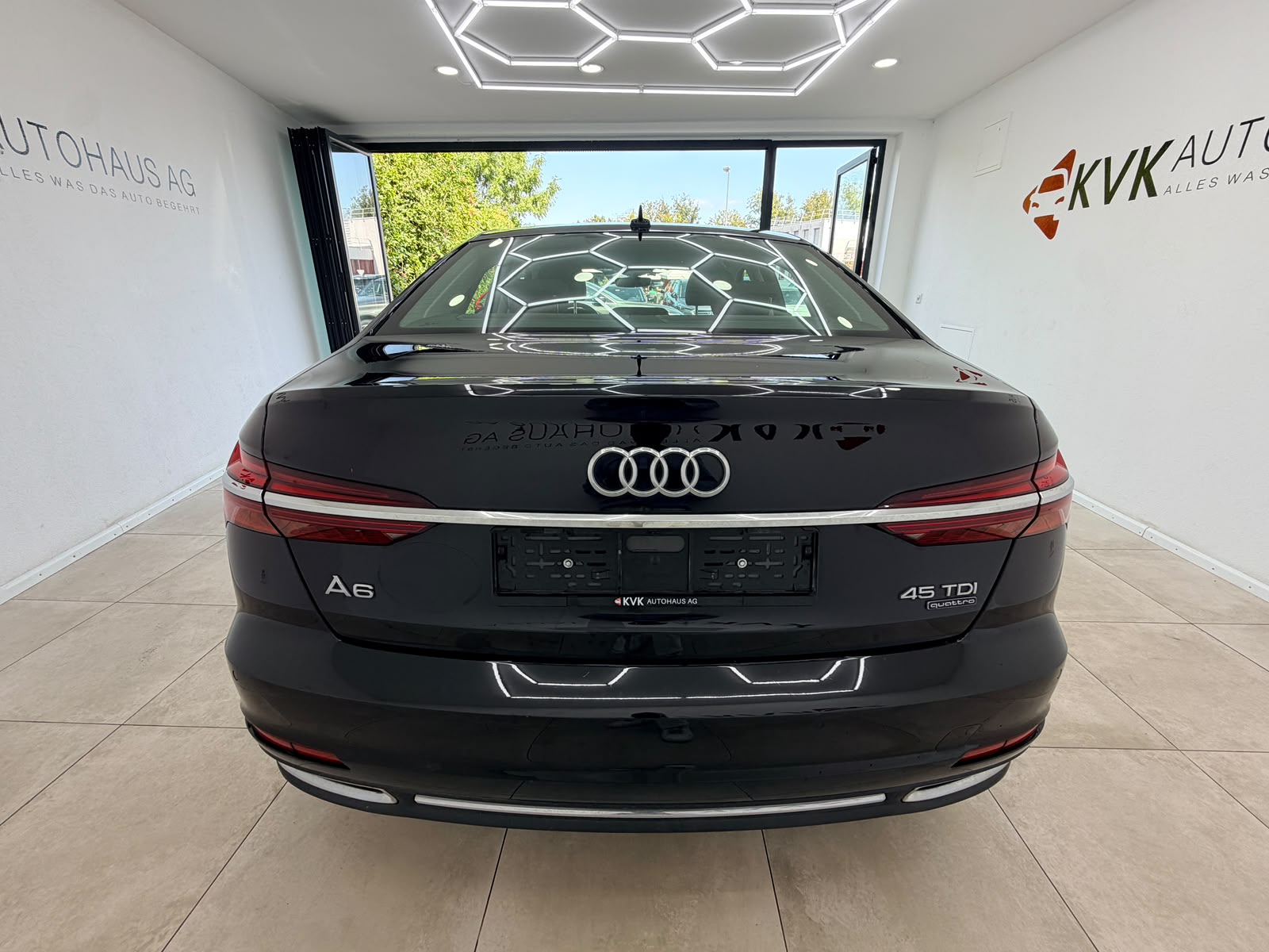 AUDI A6 Limousine 3.0 / 45 TDI Sport quattro tiptronic | CH-Fahrzeug | Gratis Service bis 100'000 km |-image-7