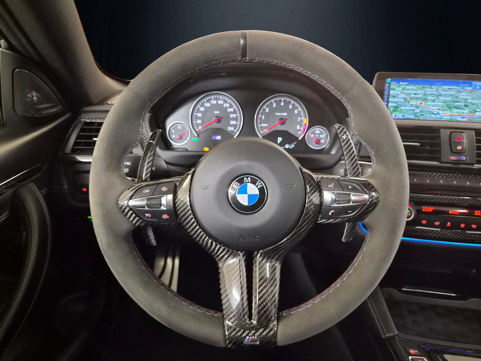 BMW M4 Coupé DKG-image-18