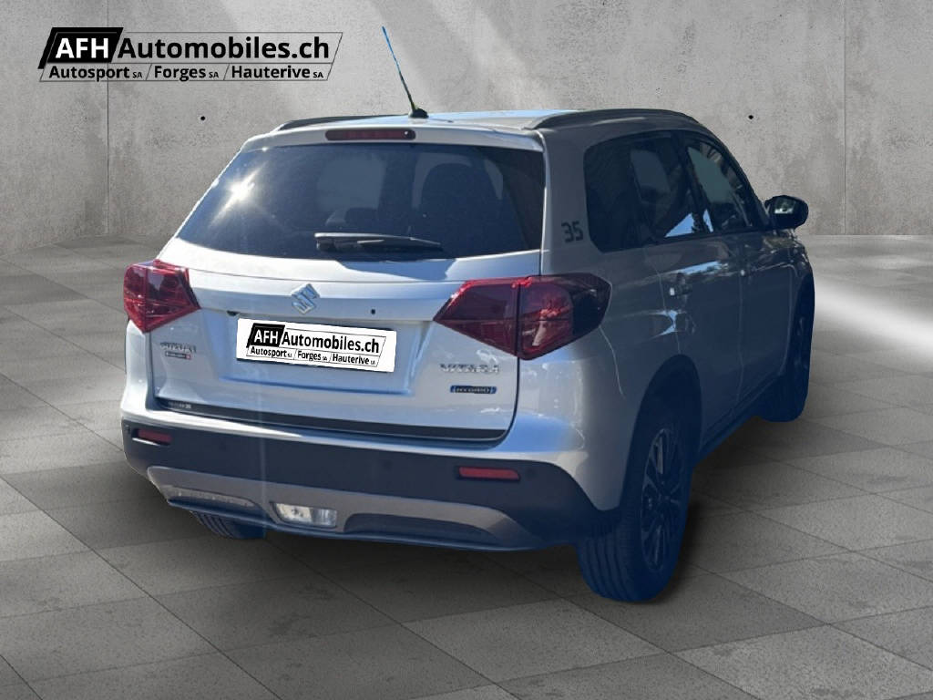SUZUKI Vitara 1.5 Compact Top Hybrid 4x4-image-4