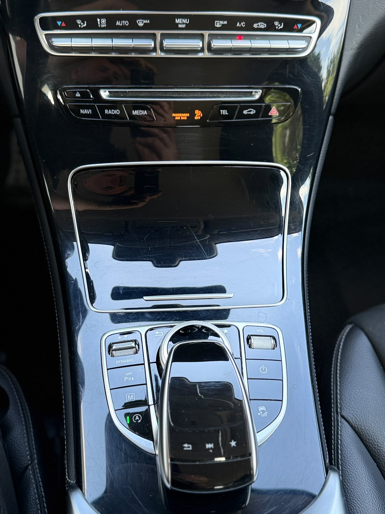 MERCEDES-BENZ GLC 250 AMG Line 4m-image-16