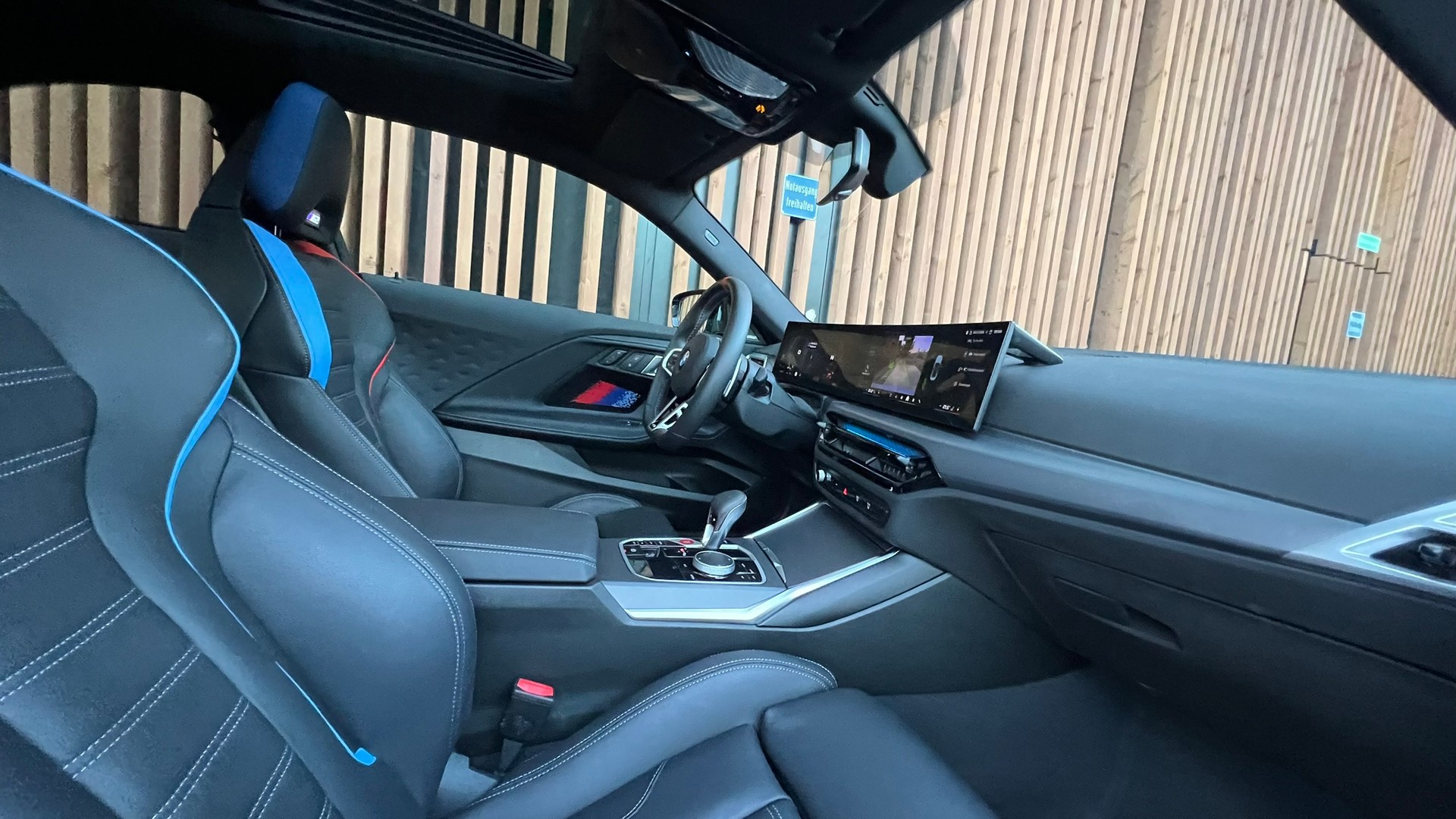 BMW M2 STEPTRONIC LSI CARBON l 480 PS-image-21