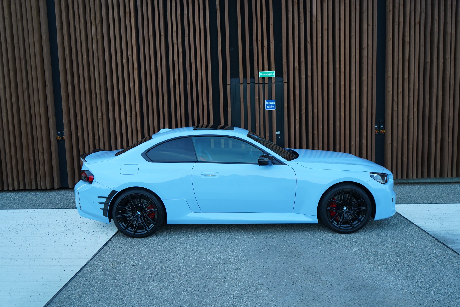 BMW M2 STEPTRONIC LSI CARBON l 480 PS-showroom-element-2
