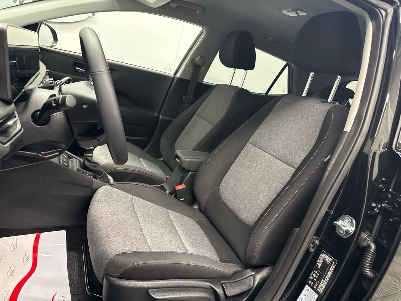 KIA Stonic 1.0 T-GD MHEV Power DCT-showroom-element-3